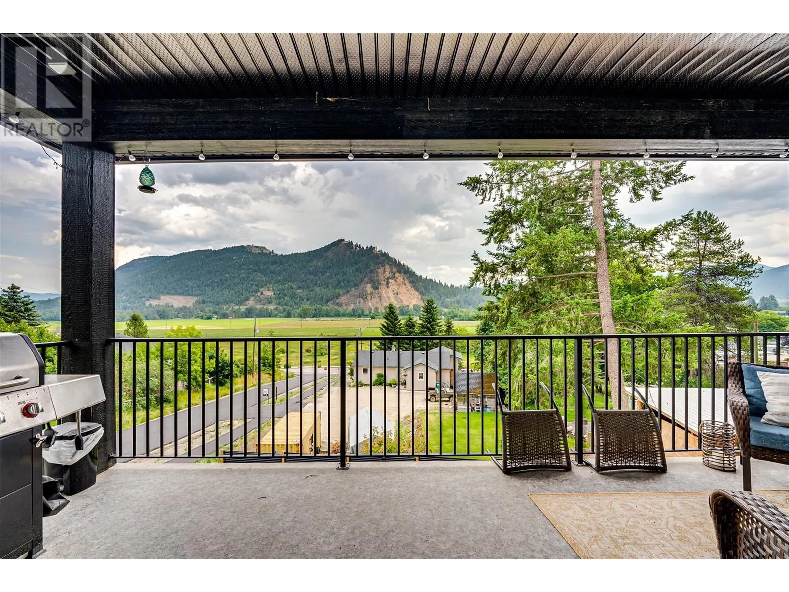 2508 Shuswap Avenue Unit# 1