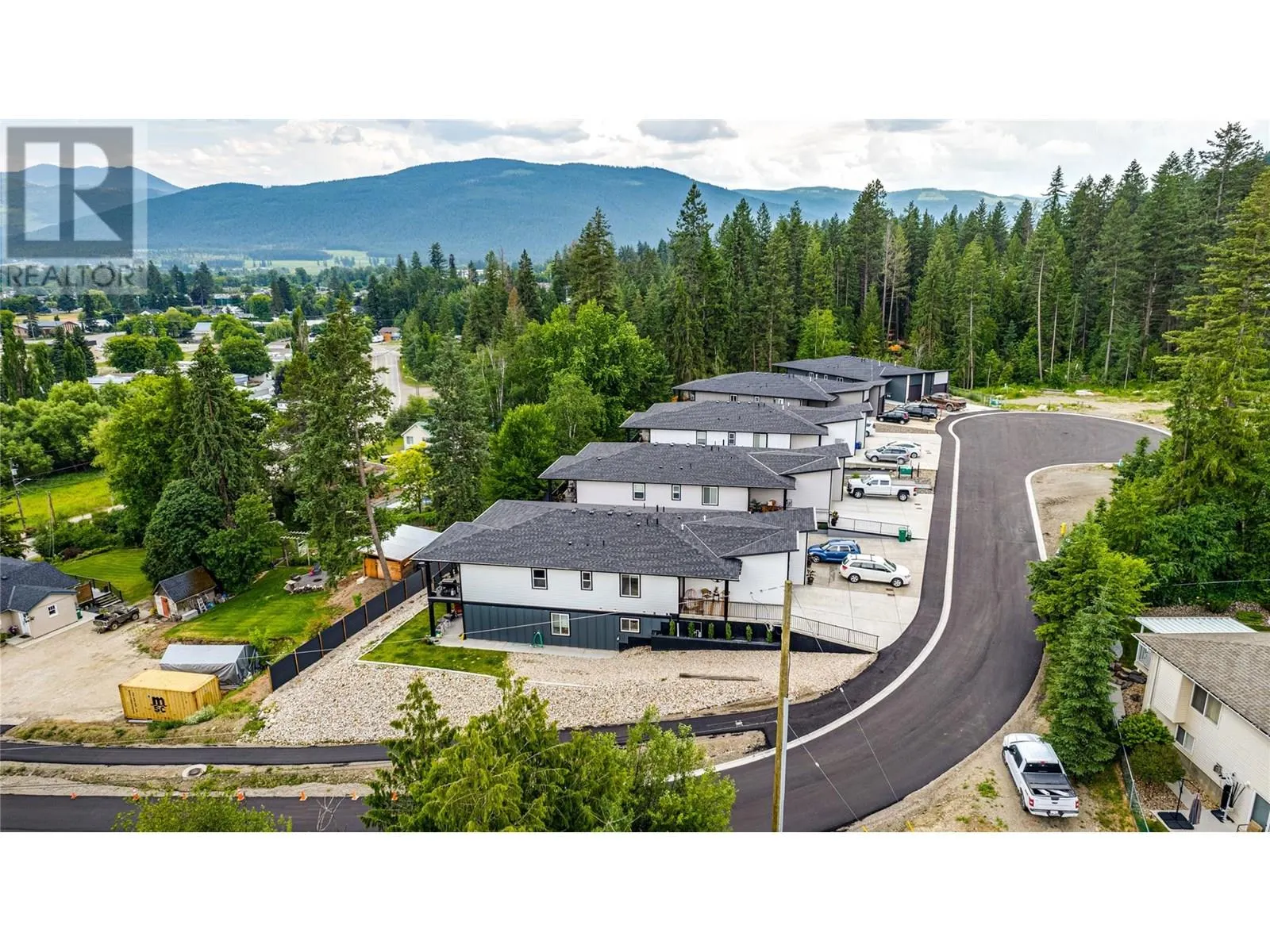 2508 Shuswap Avenue Unit# 1
