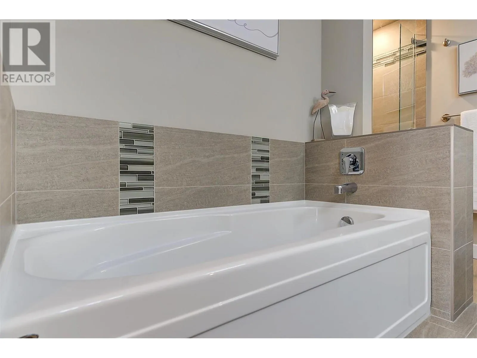1870 Rosealee Lane Unit# 17