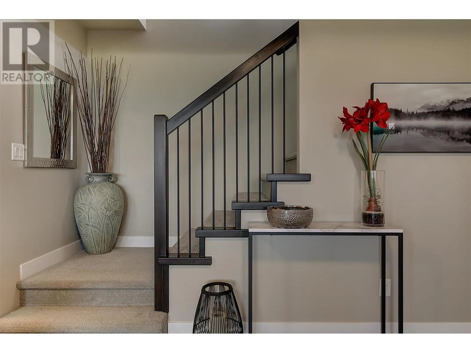 1870 Rosealee Lane Unit# 17