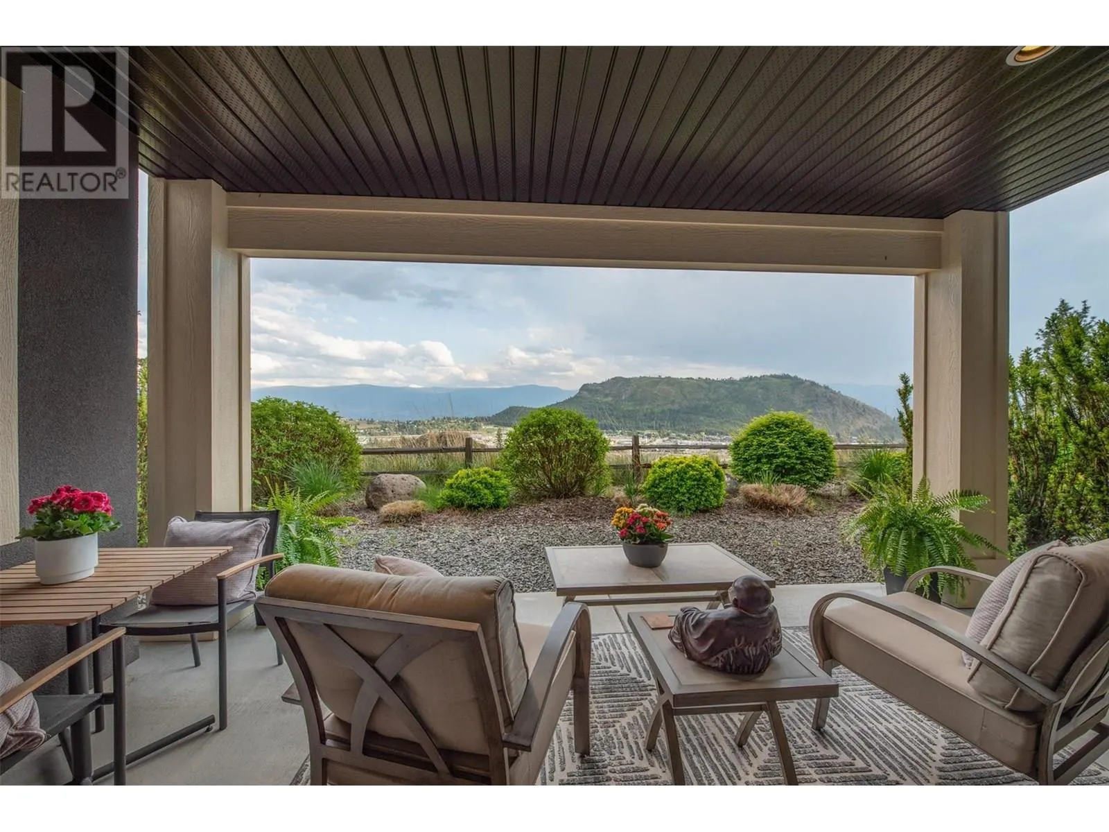 1870 Rosealee Lane Unit# 17