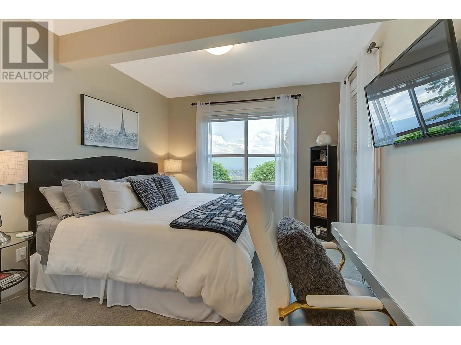 1870 Rosealee Lane Unit# 17