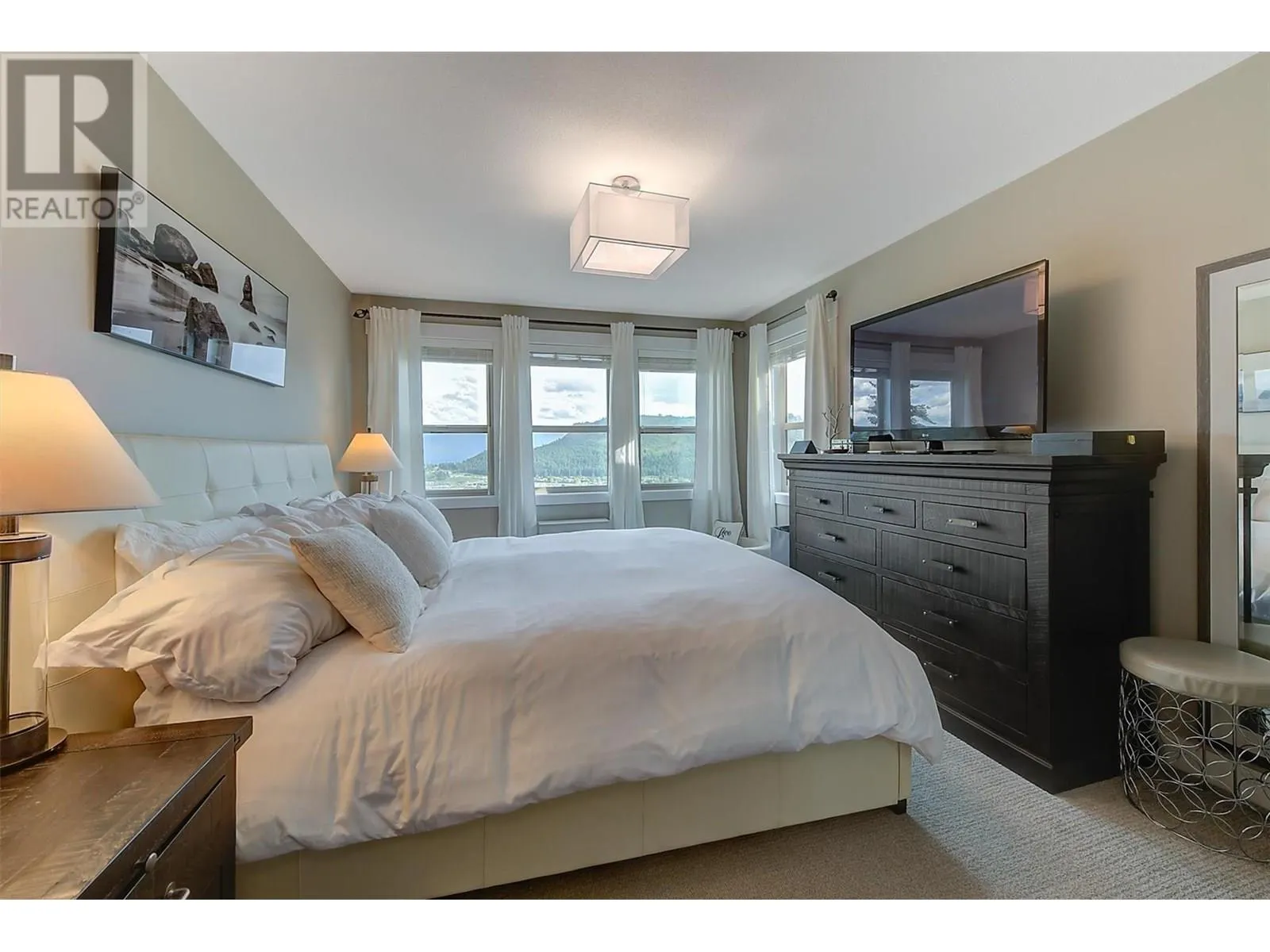 1870 Rosealee Lane Unit# 17