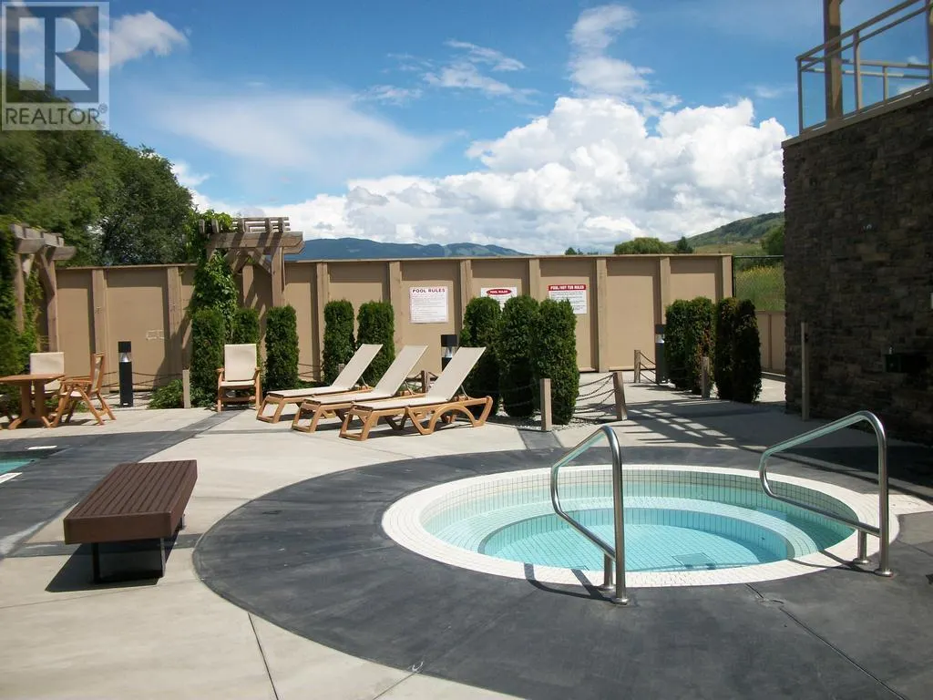 7343 Okanagan Landing Road Unit# 1214
