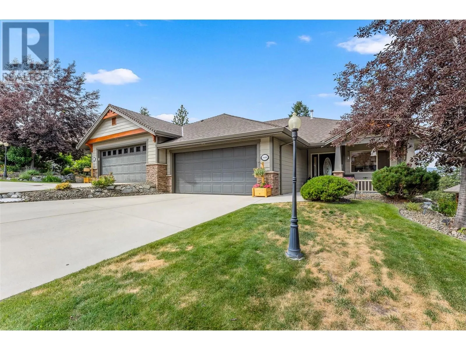 3430 Camelback Drive