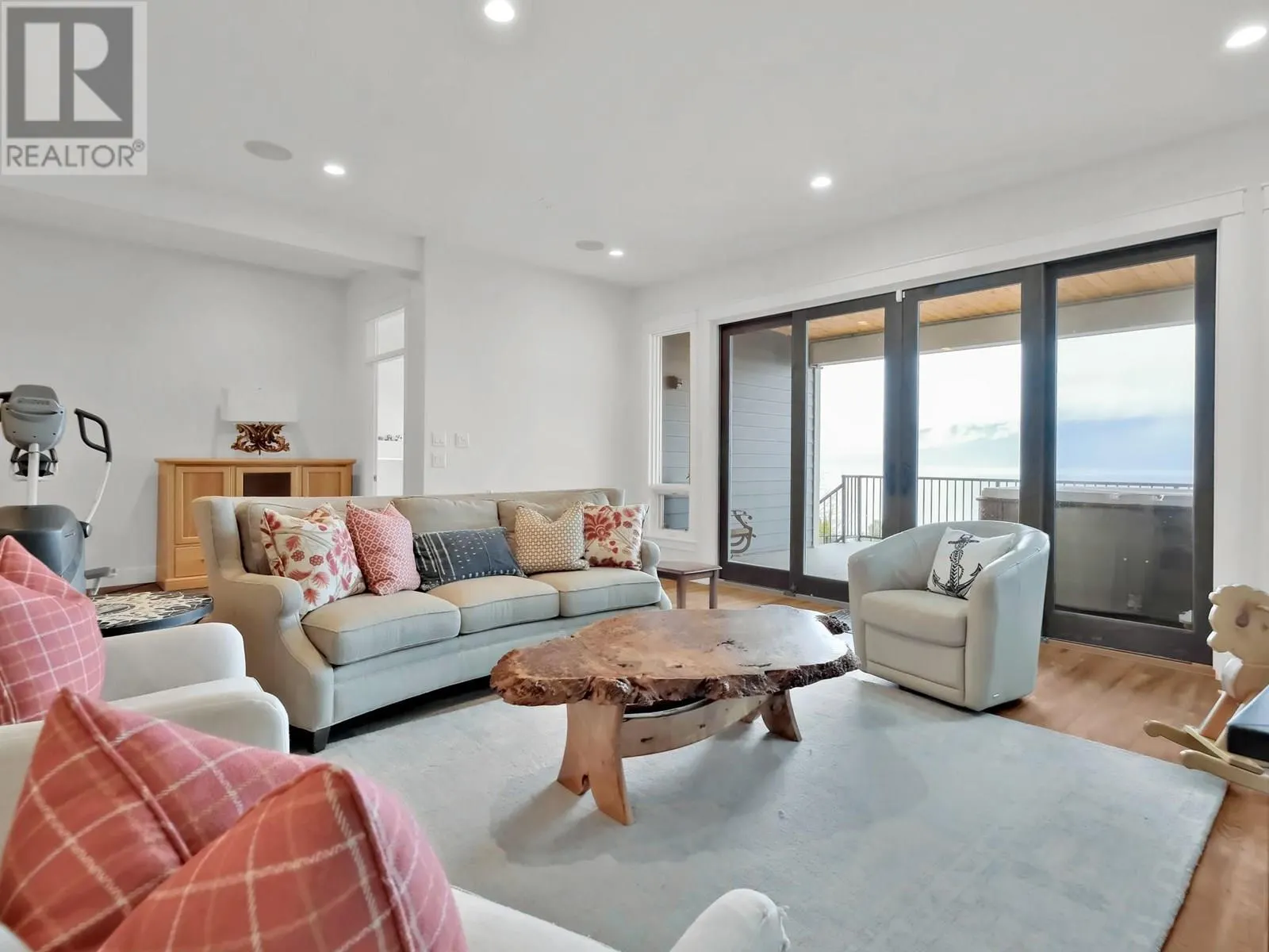 5251 Buchanan Road