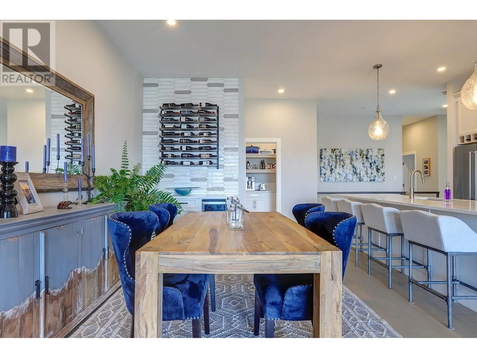 7716 Okanagan Hills Boulevard Unit# 2