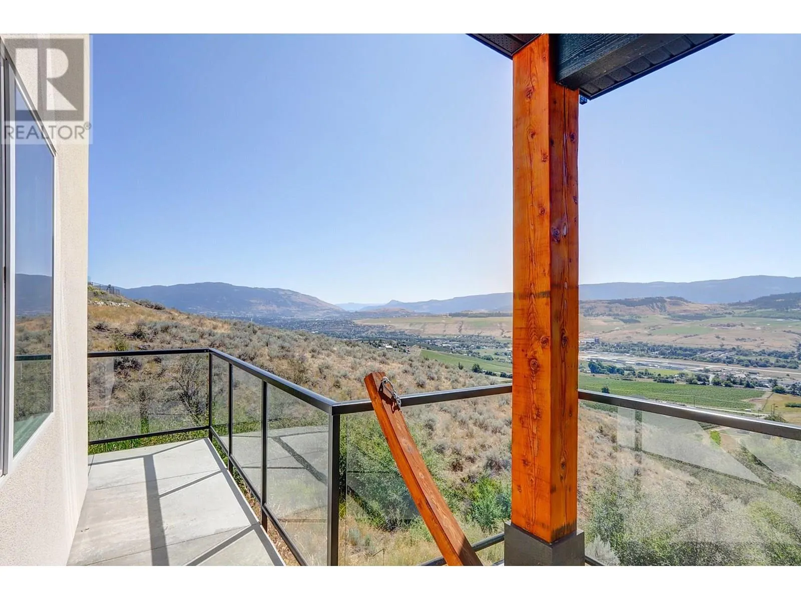 7716 Okanagan Hills Boulevard Unit# 2