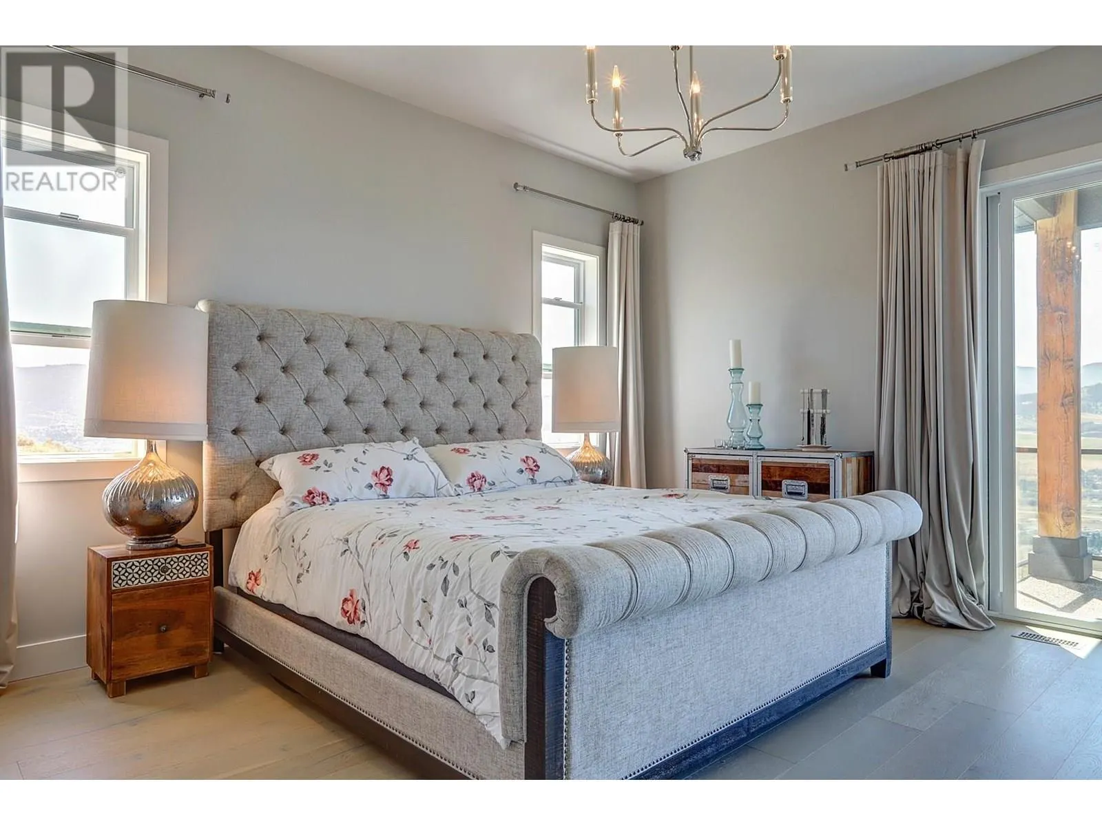 7716 Okanagan Hills Boulevard Unit# 2