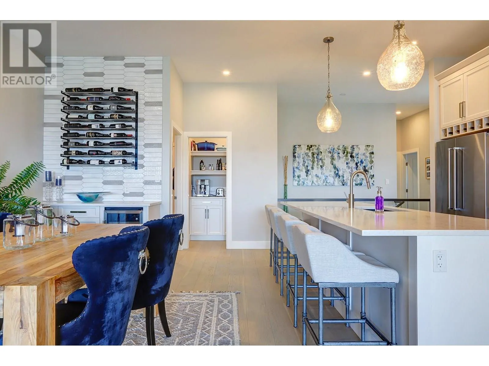7716 Okanagan Hills Boulevard Unit# 2