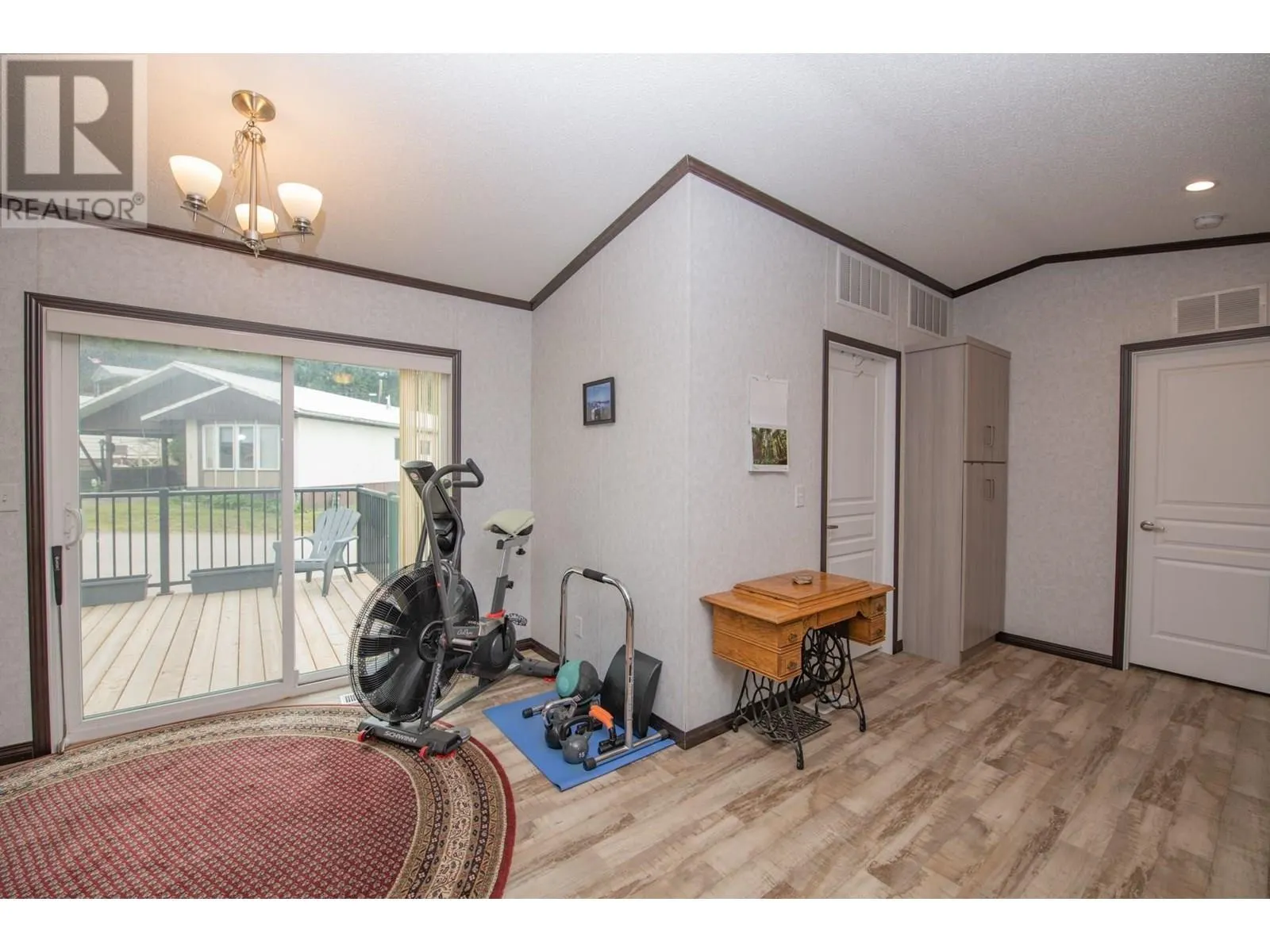 844 Hutley Road Unit# 6