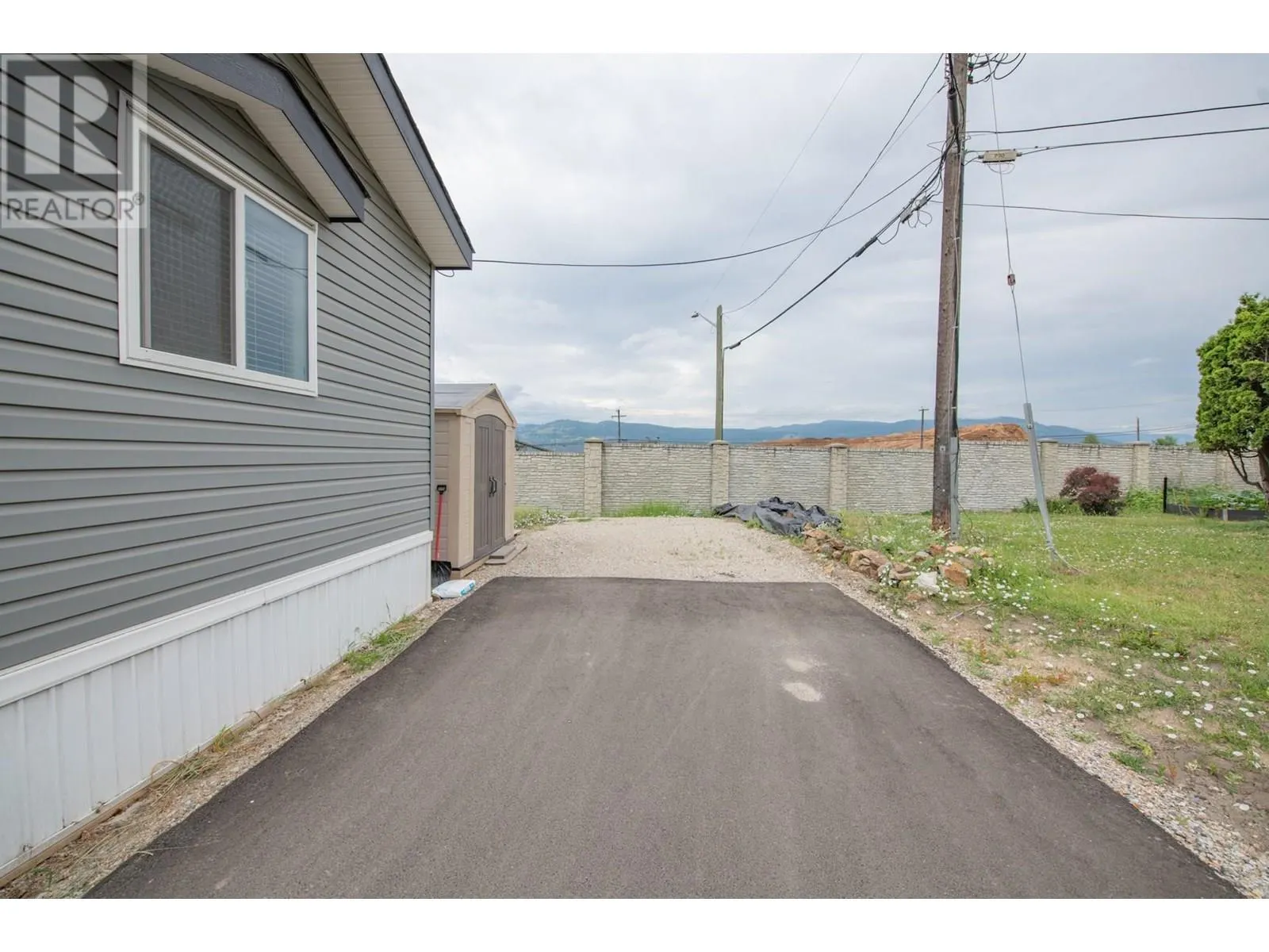 844 Hutley Road Unit# 6
