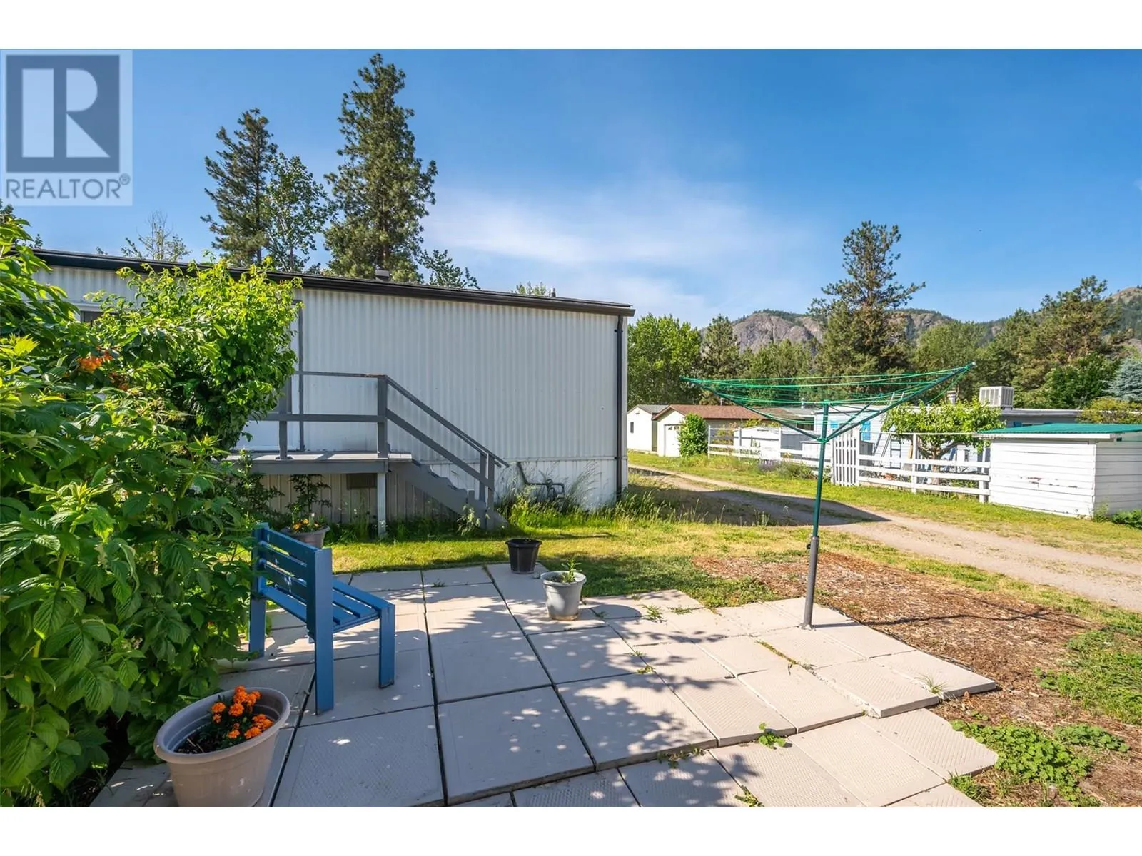 4505 McLean Creek Road Unit# E8