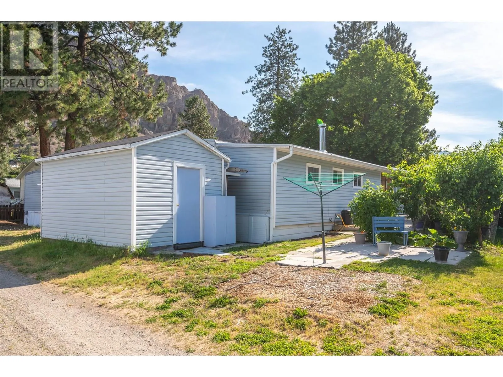 4505 McLean Creek Road Unit# E8