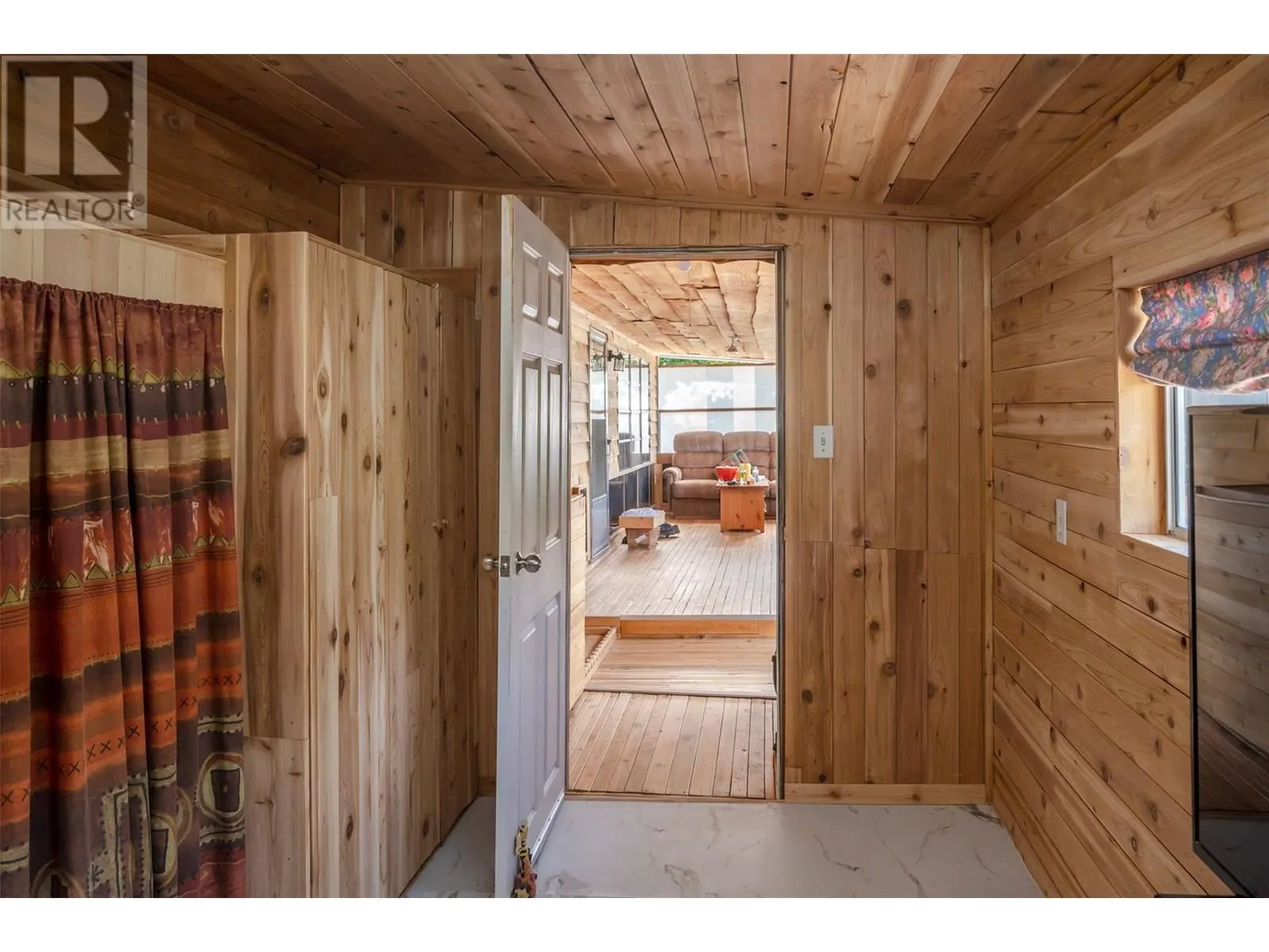 4505 McLean Creek Road Unit# E8