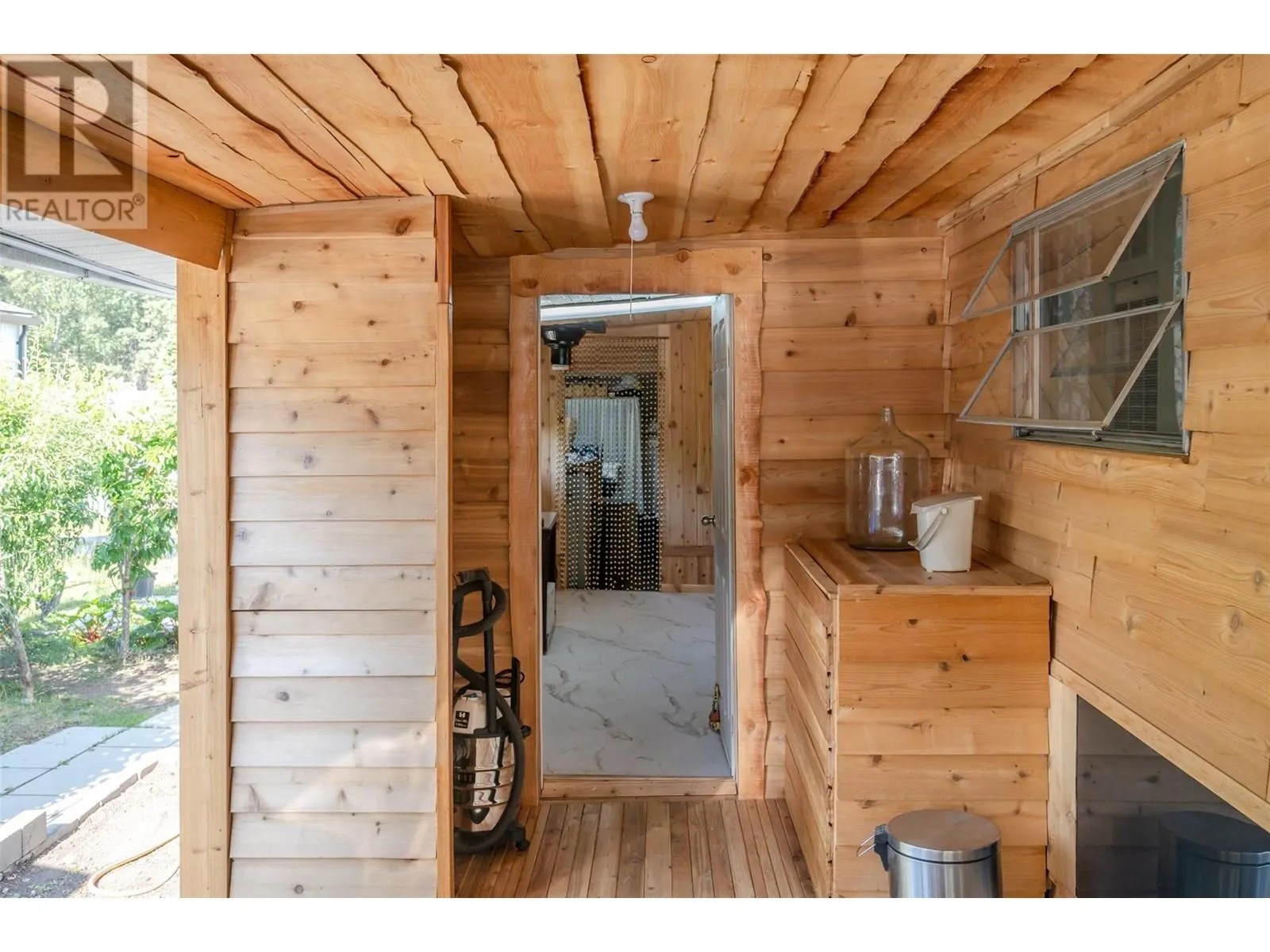 4505 McLean Creek Road Unit# E8