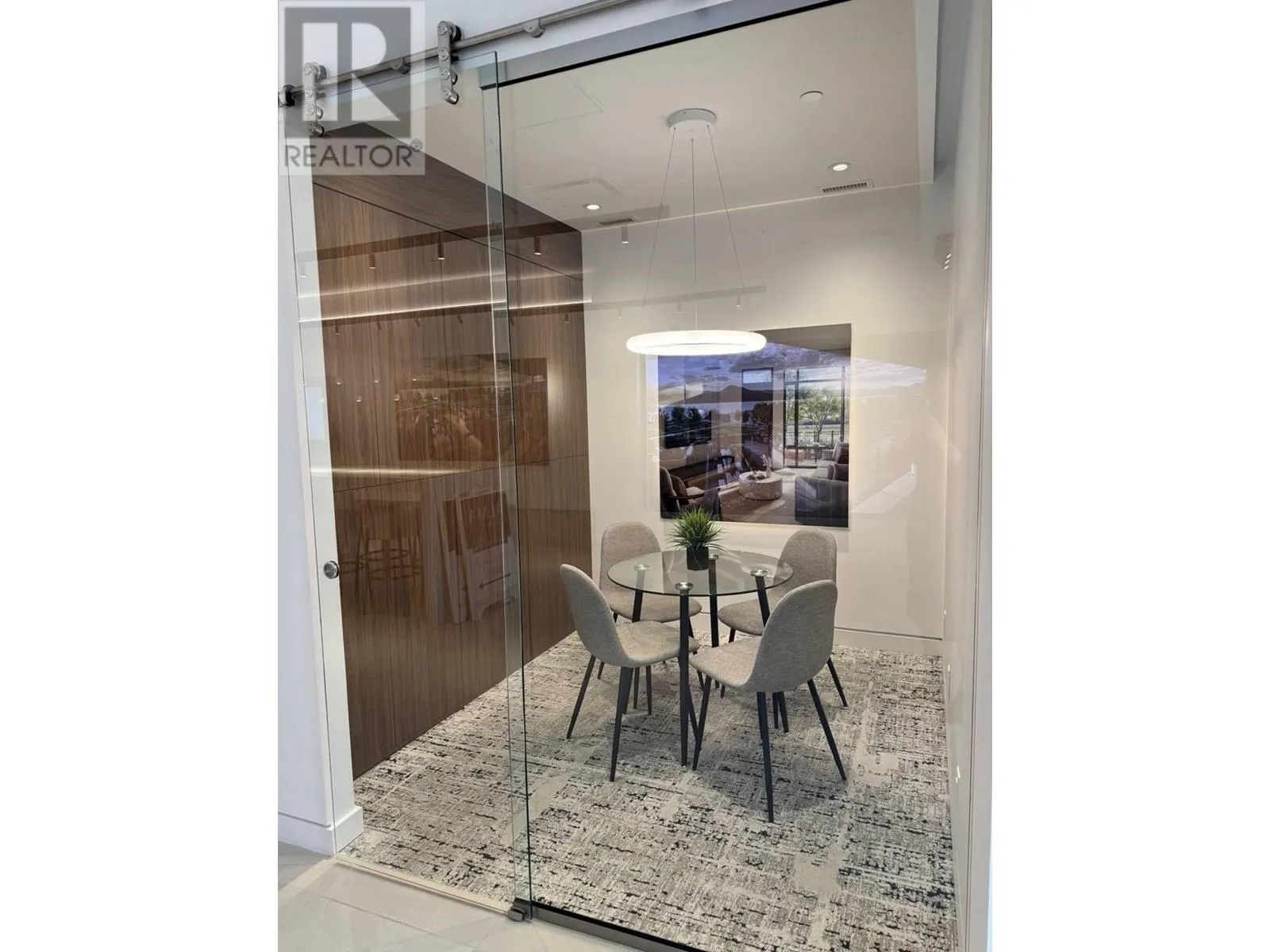 3030 Pandosy Street Unit# 102