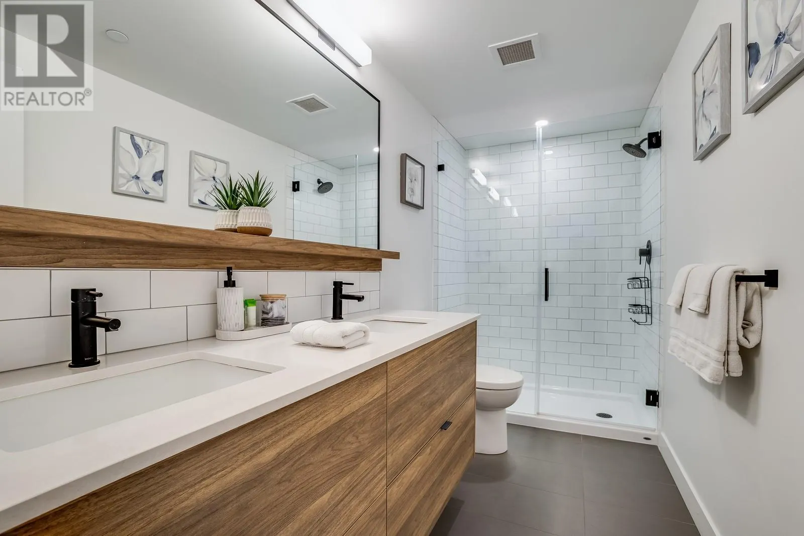 1471 St Paul Street Unit# 2203