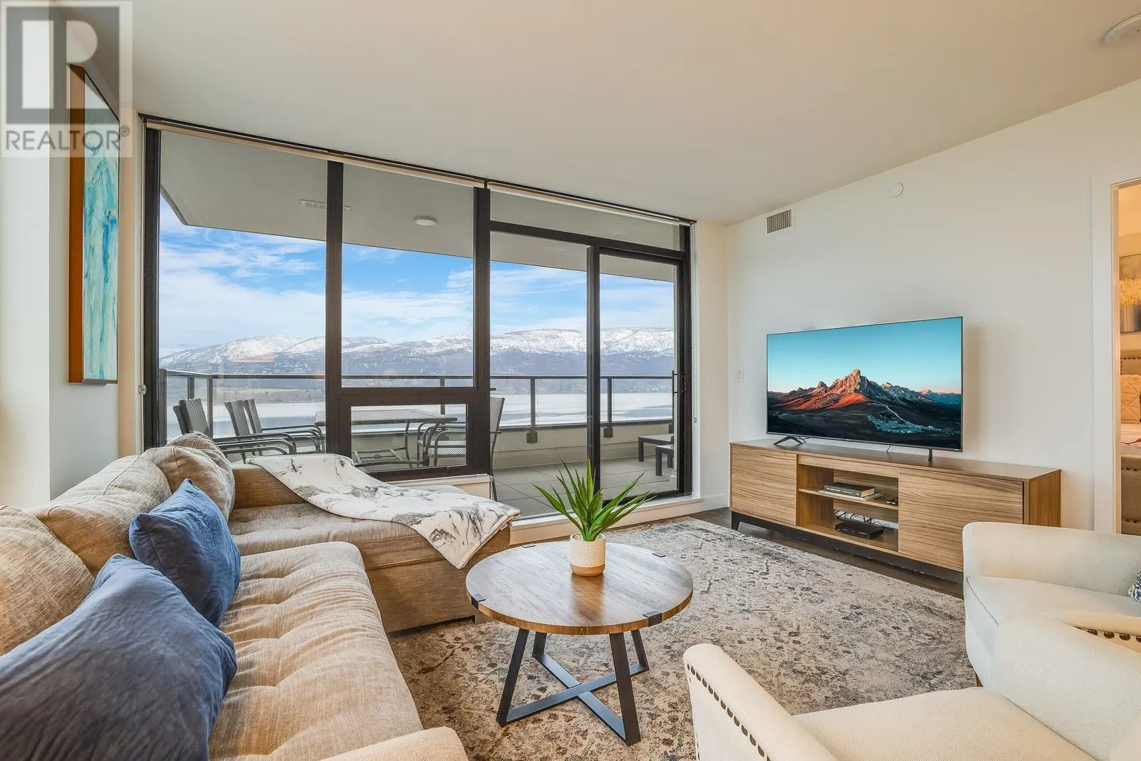 1471 St Paul Street Unit# 2203