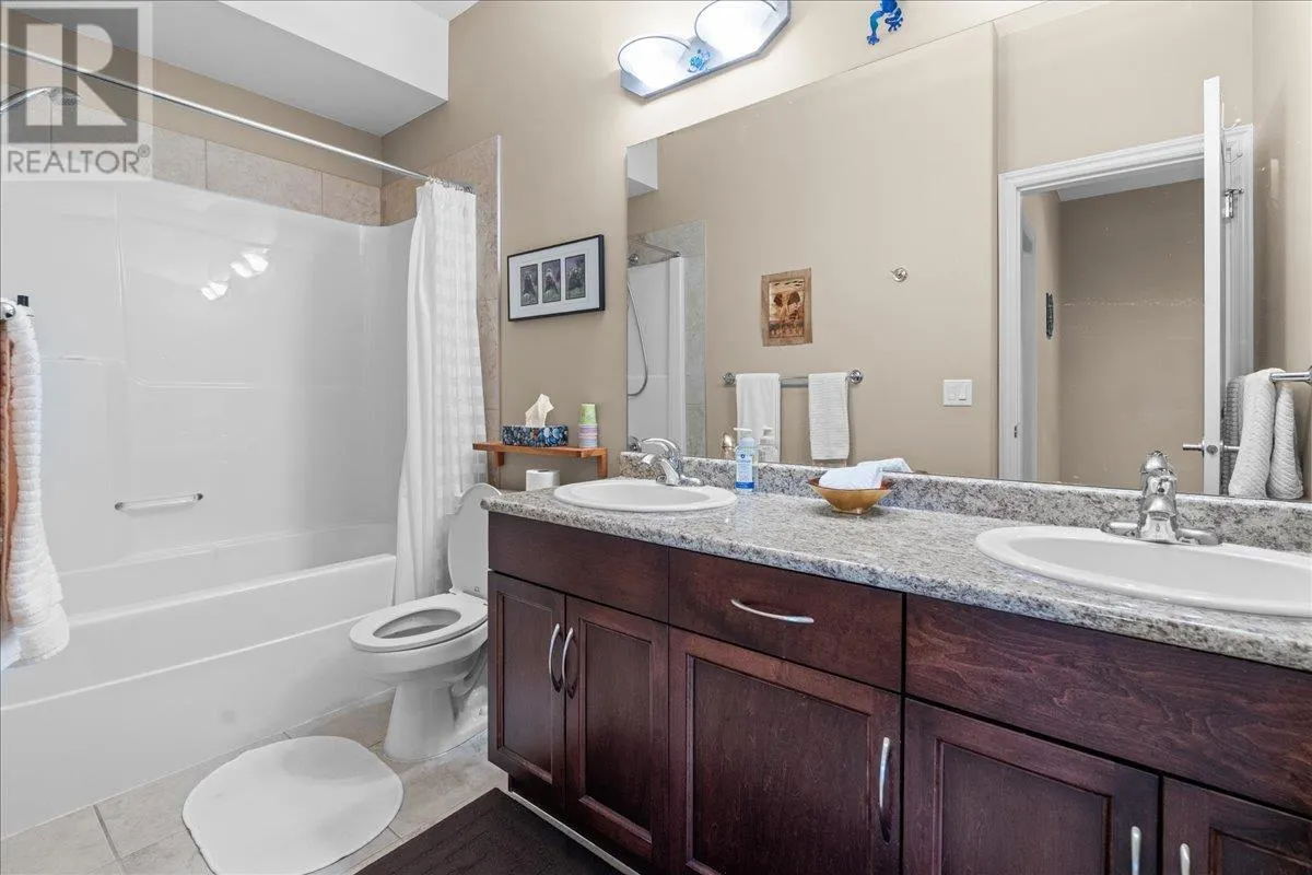 5165 Trepanier Bench Road Unit# 235