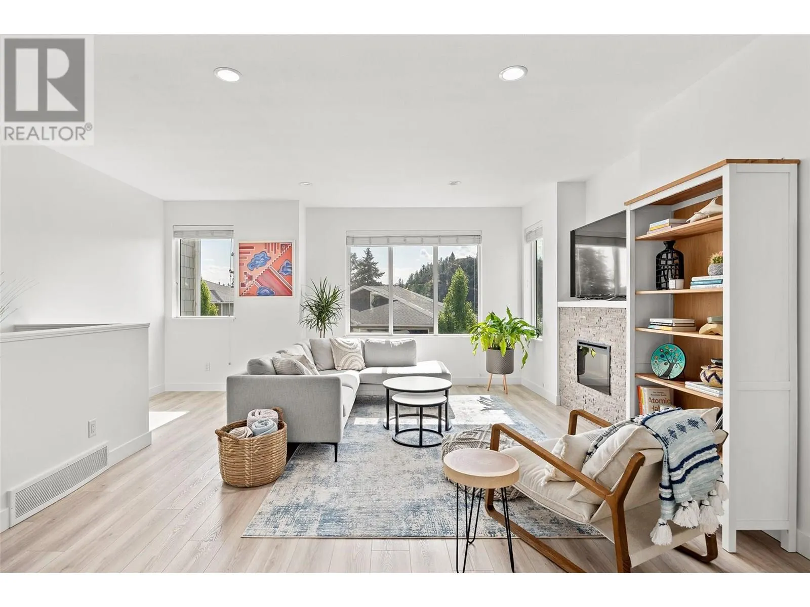 2490 Tuscany Drive Unit# 13