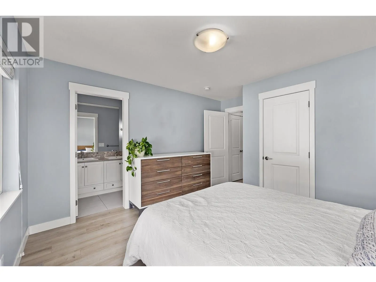 2490 Tuscany Drive Unit# 13
