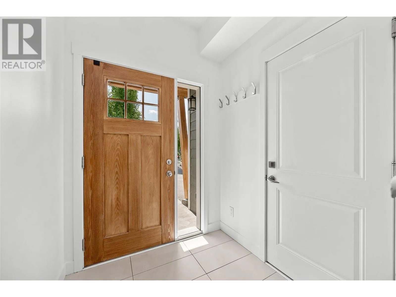 2490 Tuscany Drive Unit# 13