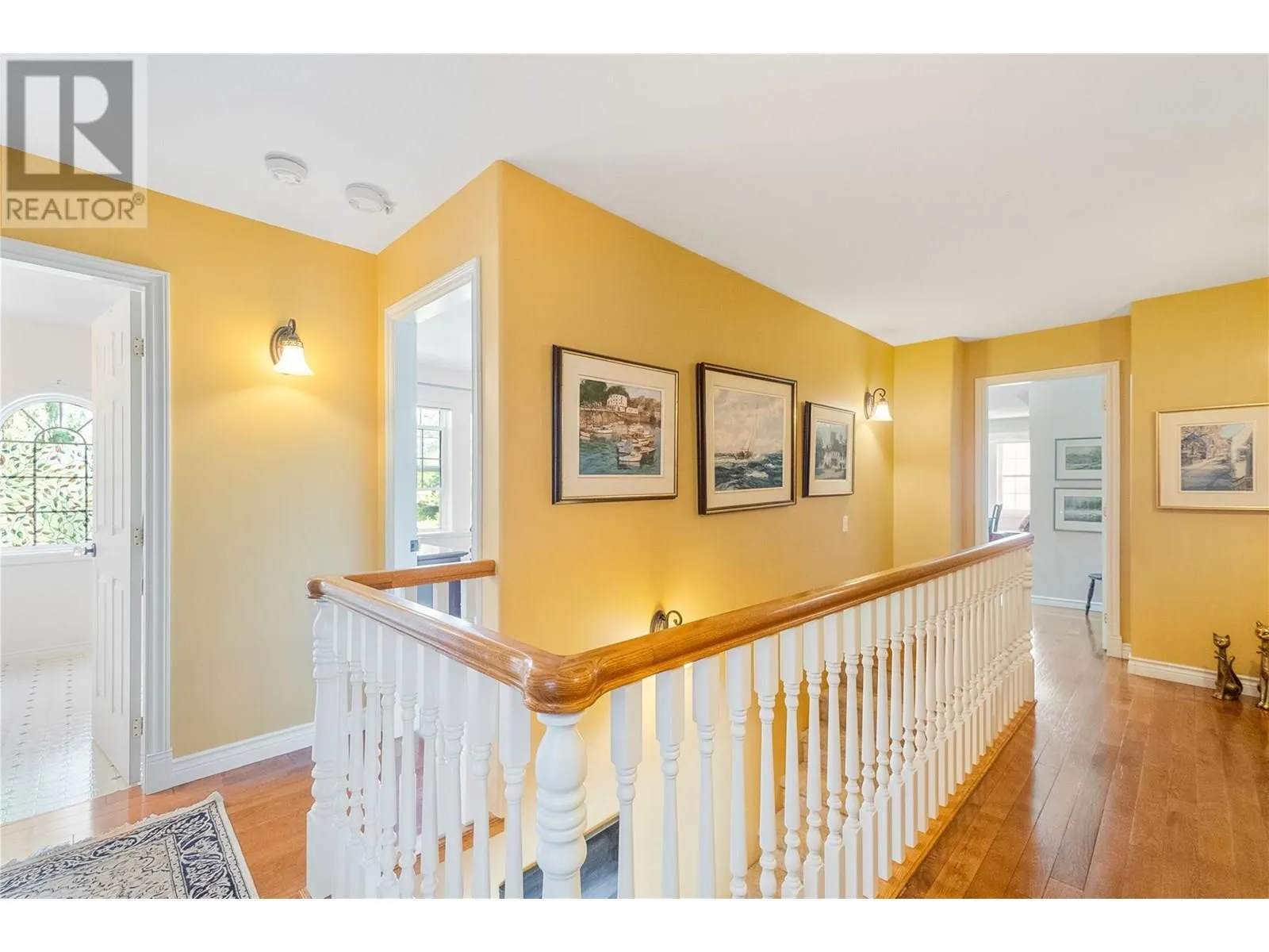 2087 Lillooet Court