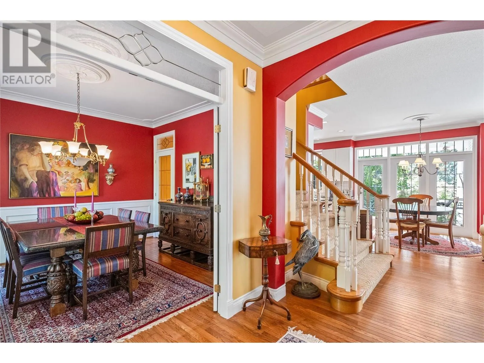 2087 Lillooet Court