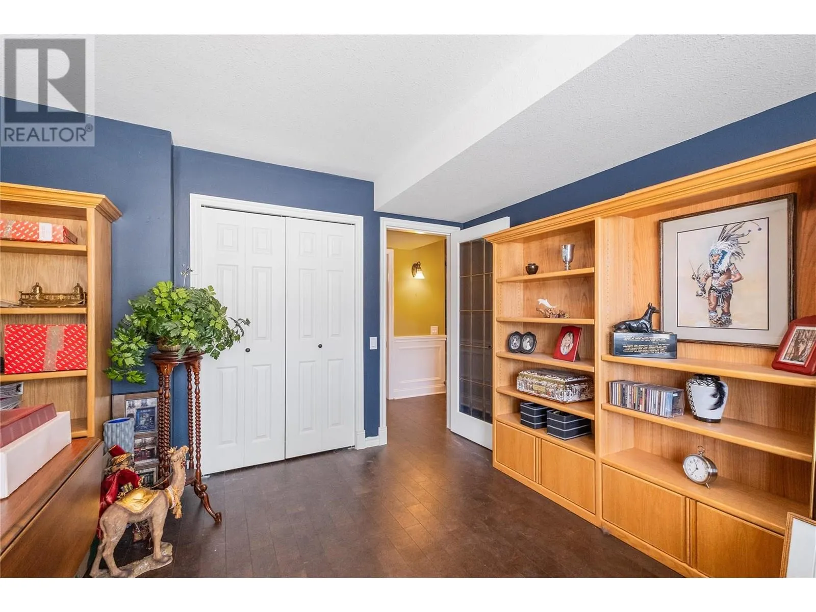 2087 Lillooet Court