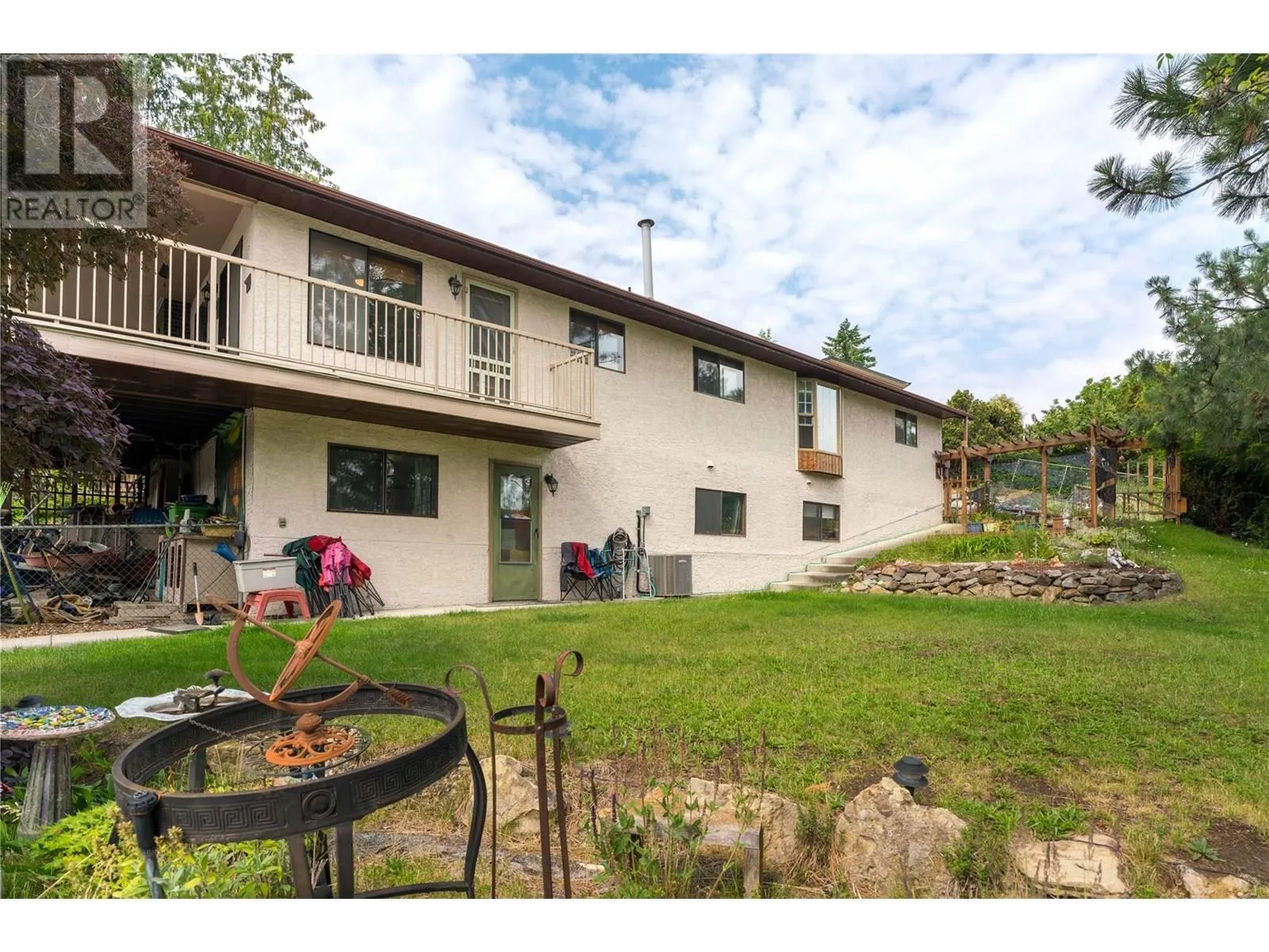 1048 ALLISON Place
