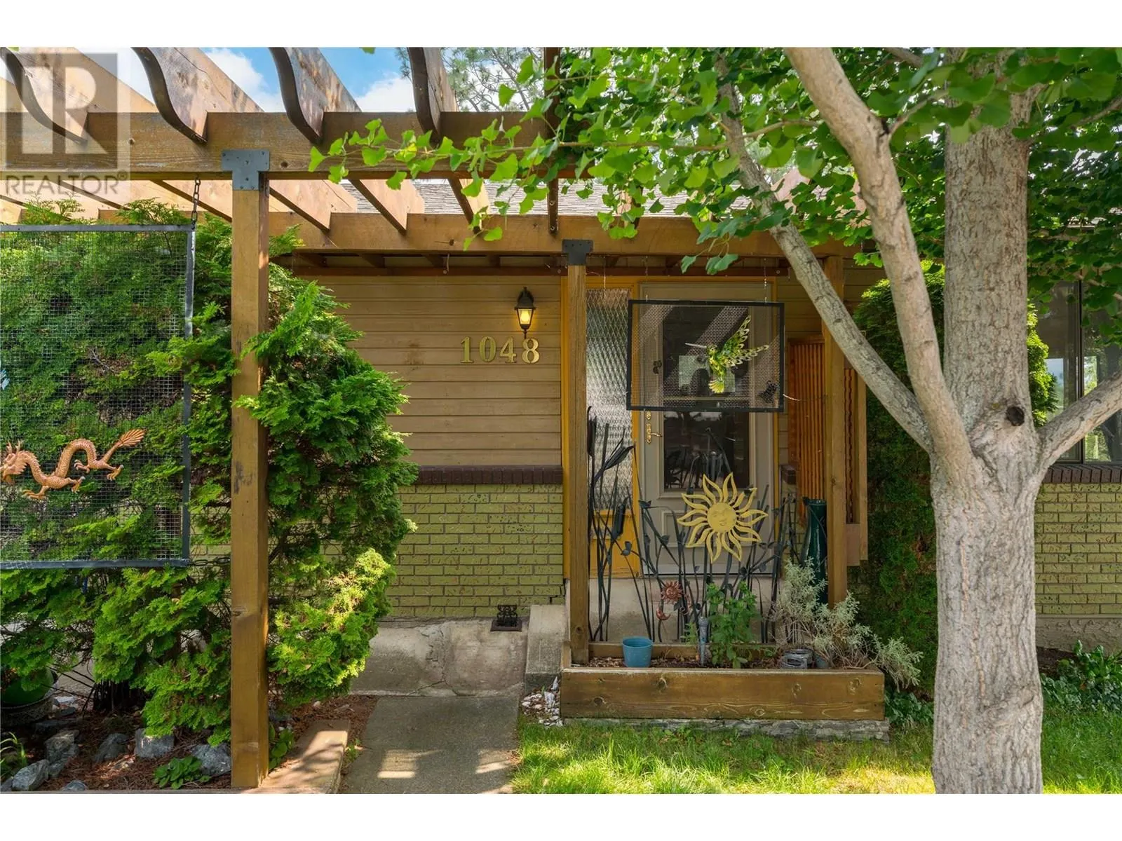 1048 ALLISON Place