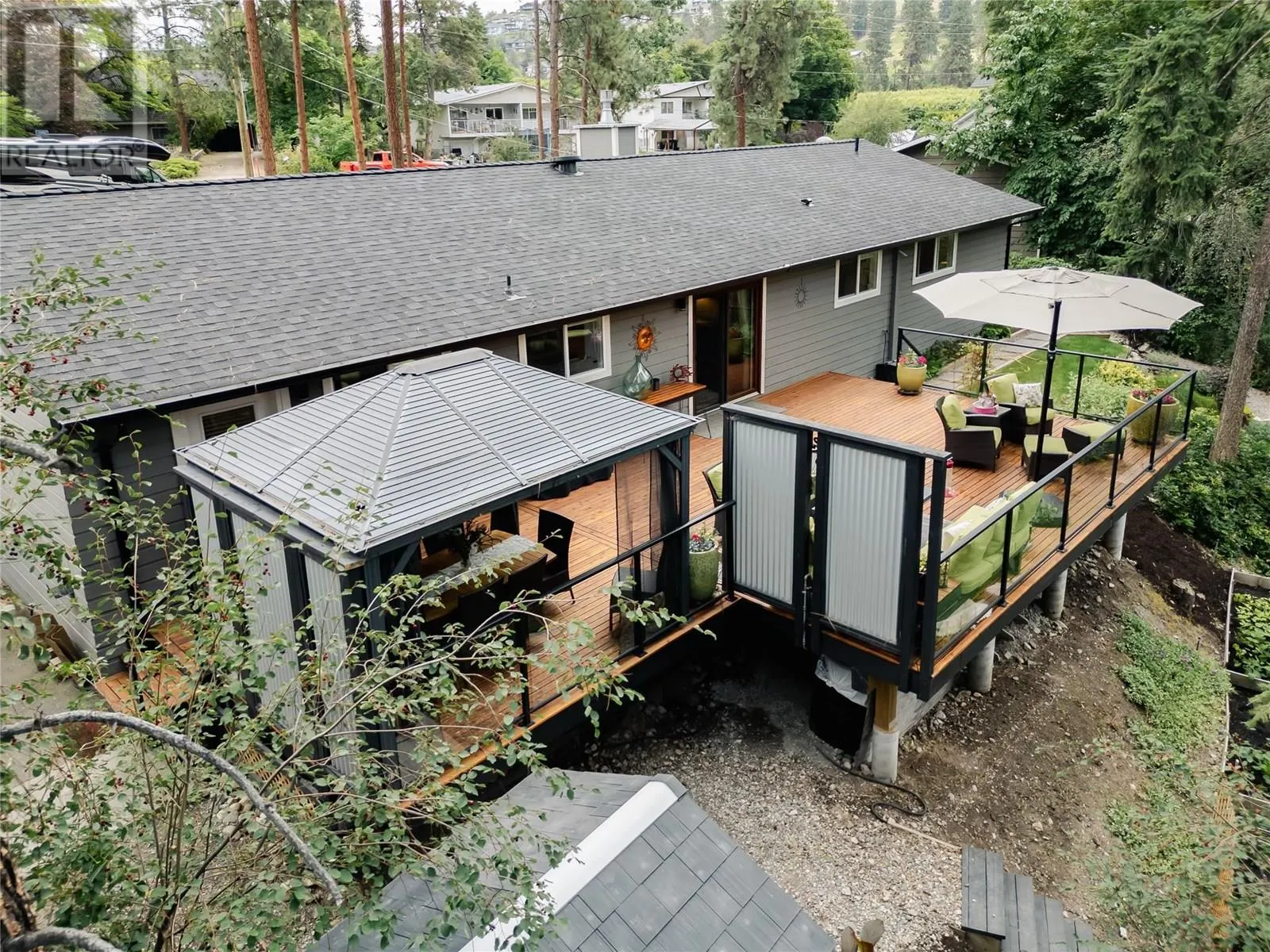 1746 Lewis Road