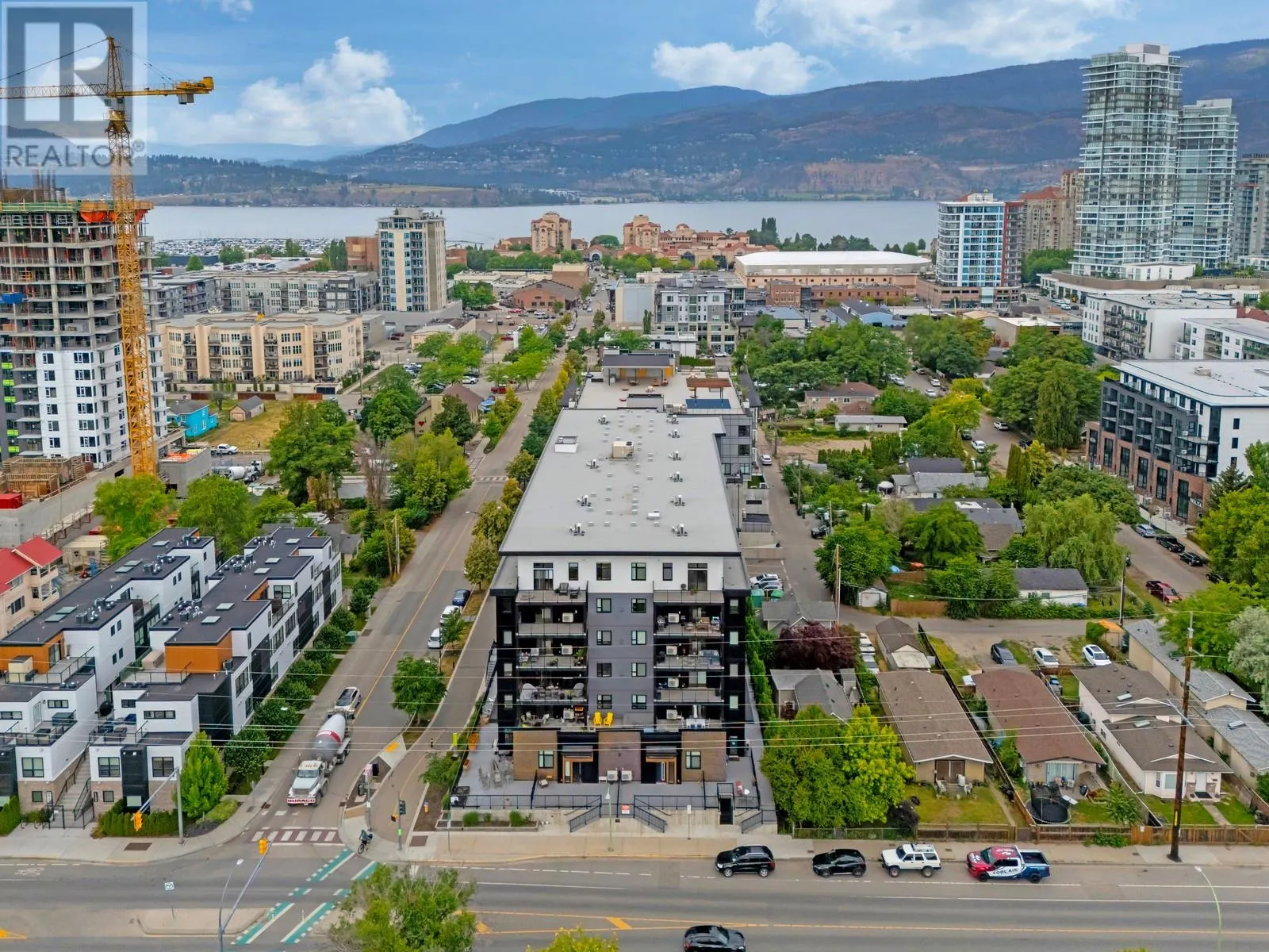 660 Cawston Avenue N Unit# 209
