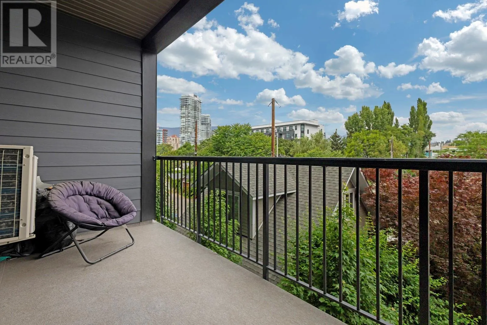 660 Cawston Avenue N Unit# 209