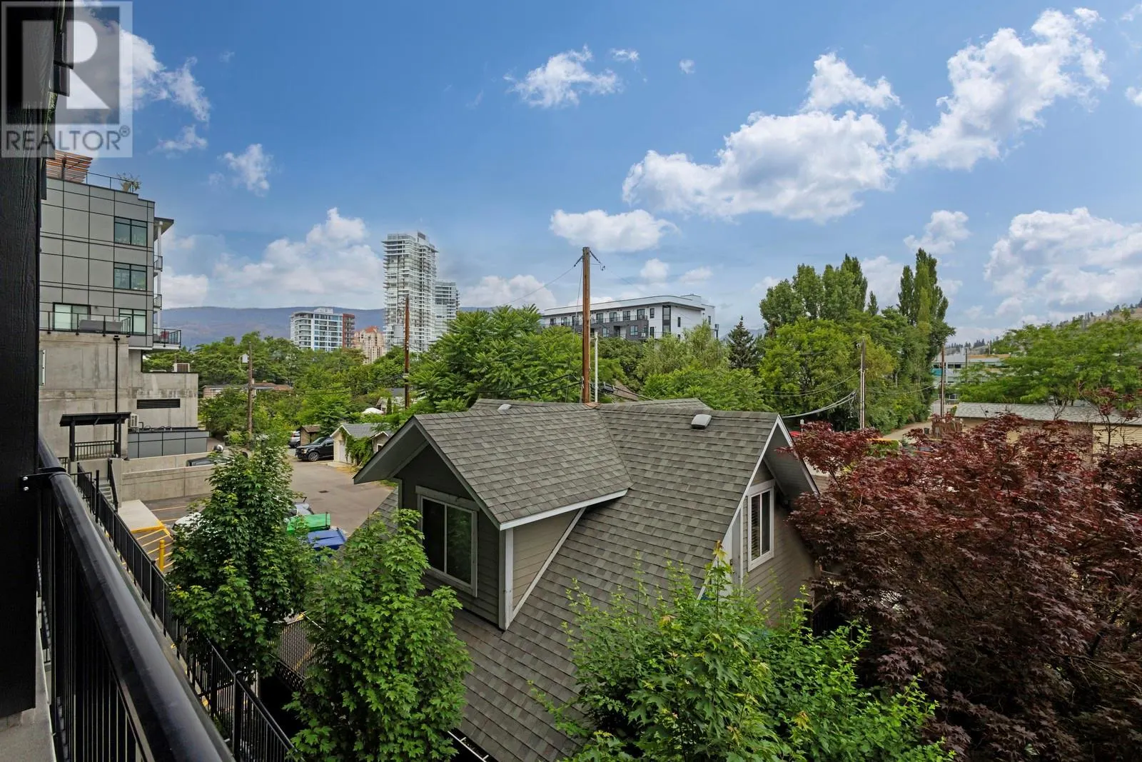 660 Cawston Avenue N Unit# 209