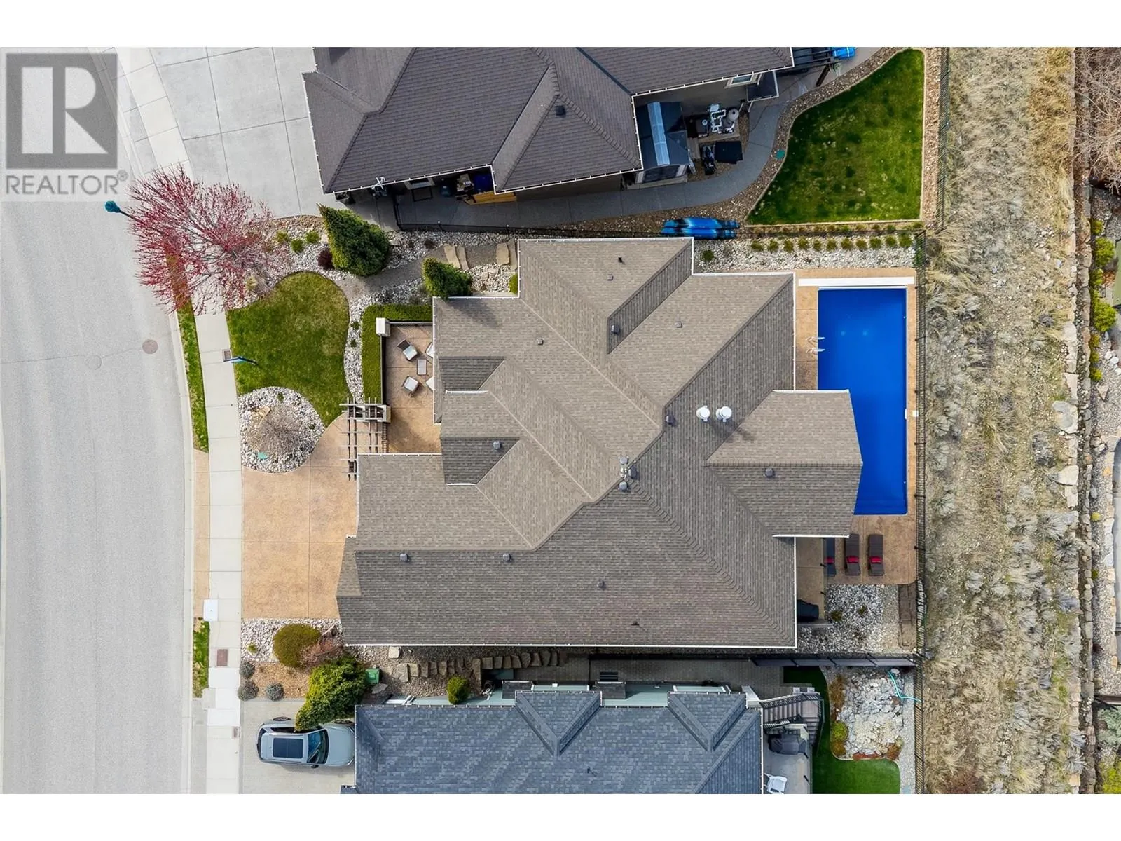 440 Lakepointe Drive