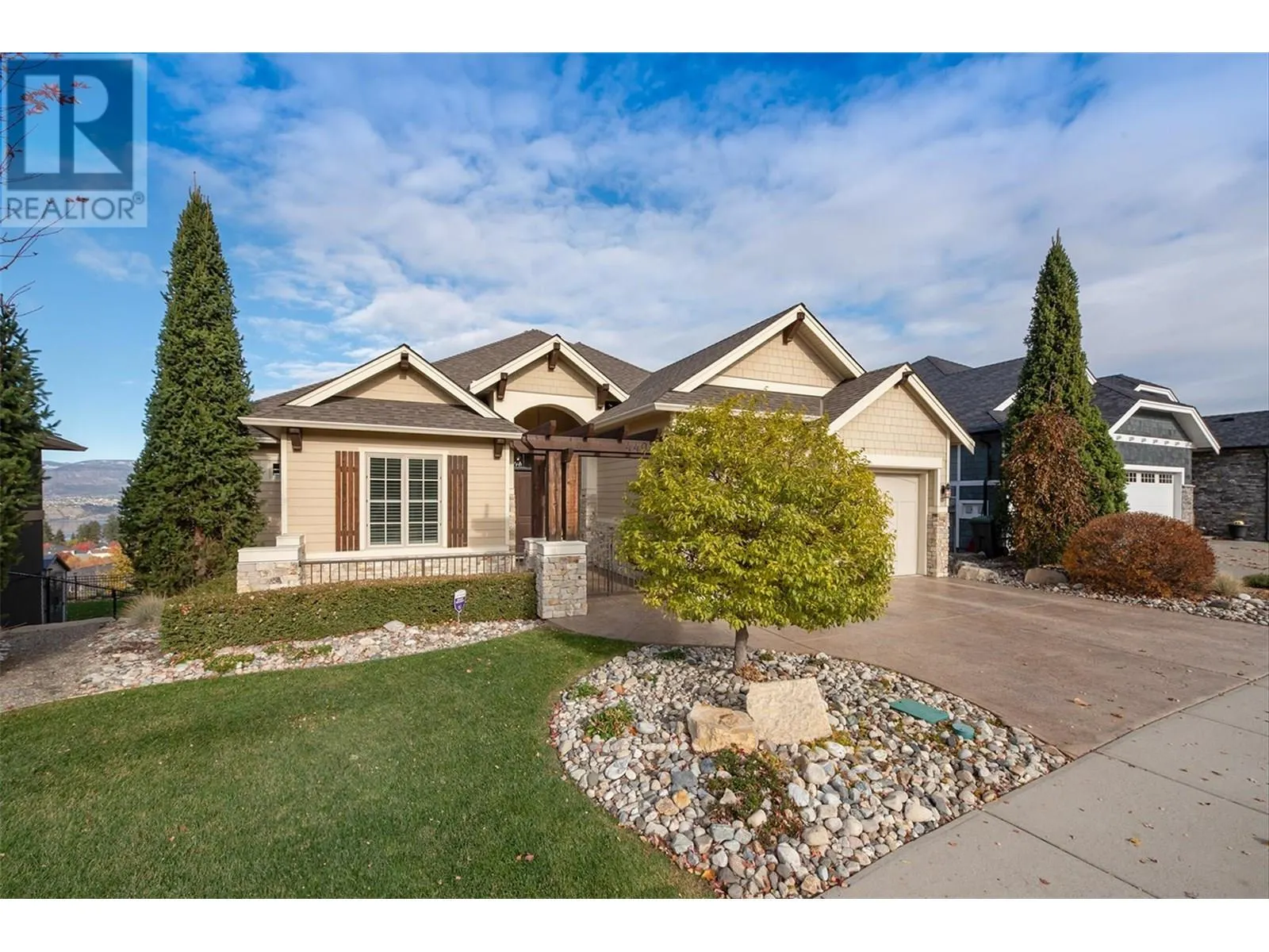440 Lakepointe Drive