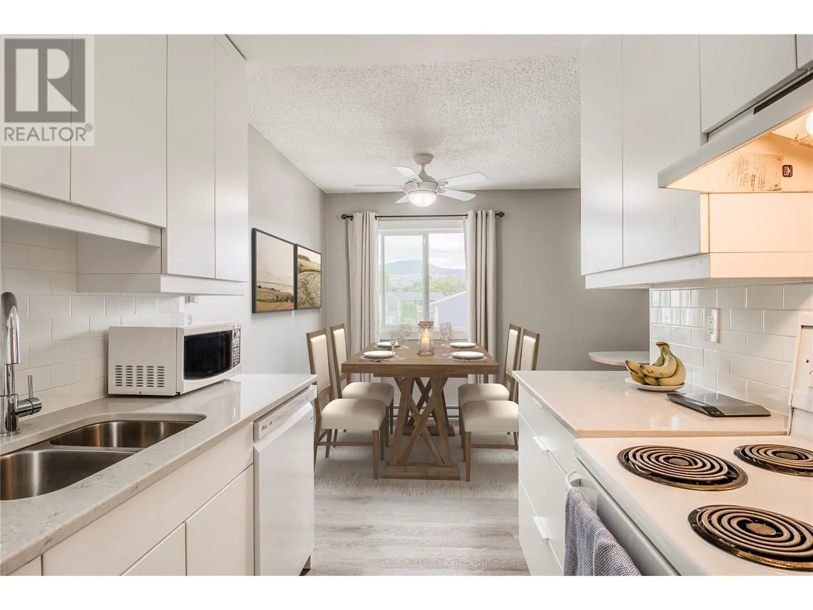 395 Franklyn Road Unit# 305