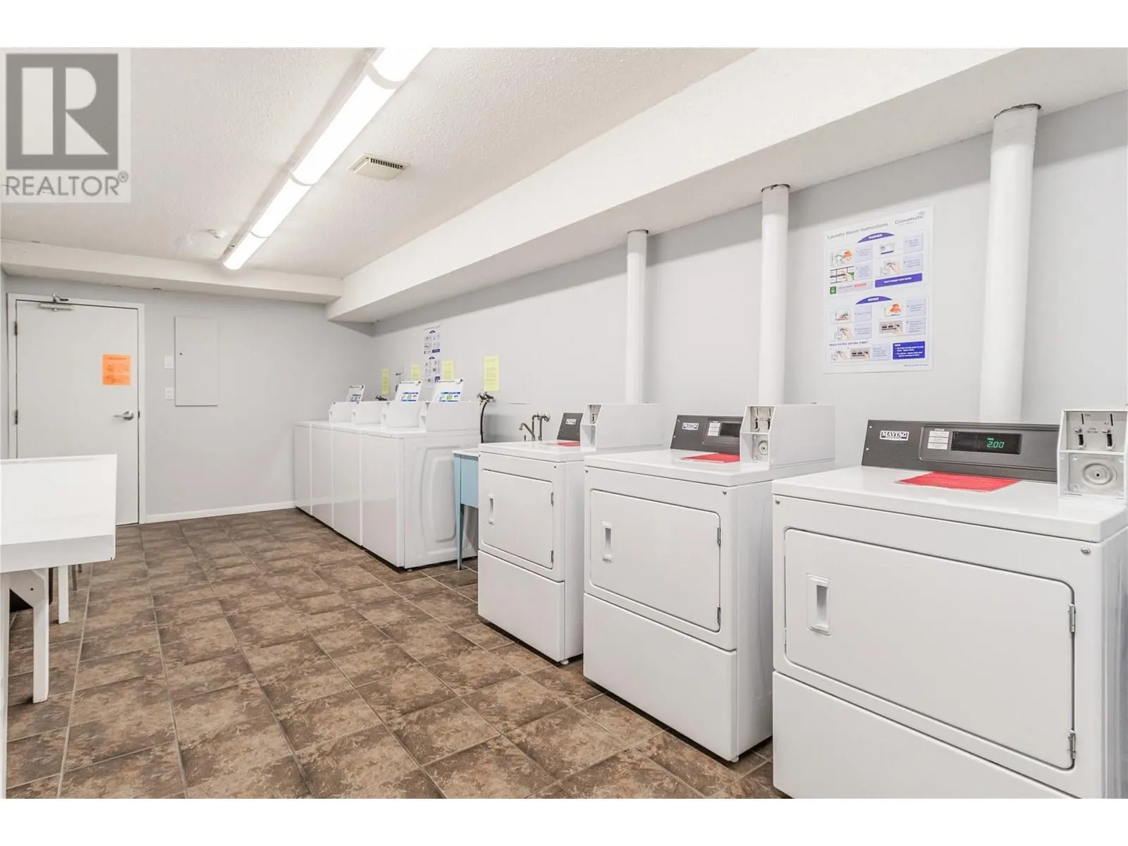 395 Franklyn Road Unit# 305