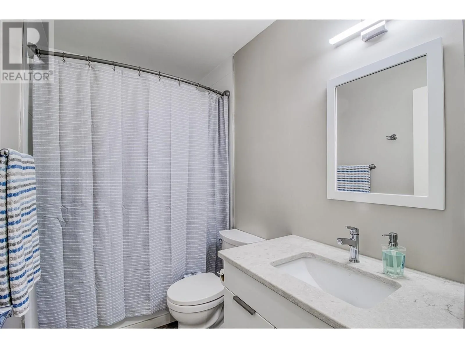 395 Franklyn Road Unit# 305