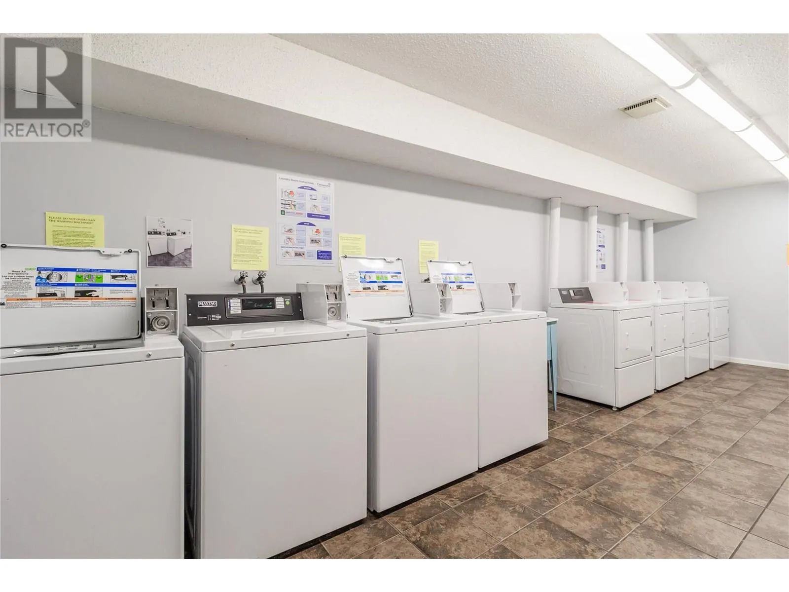 395 Franklyn Road Unit# 305