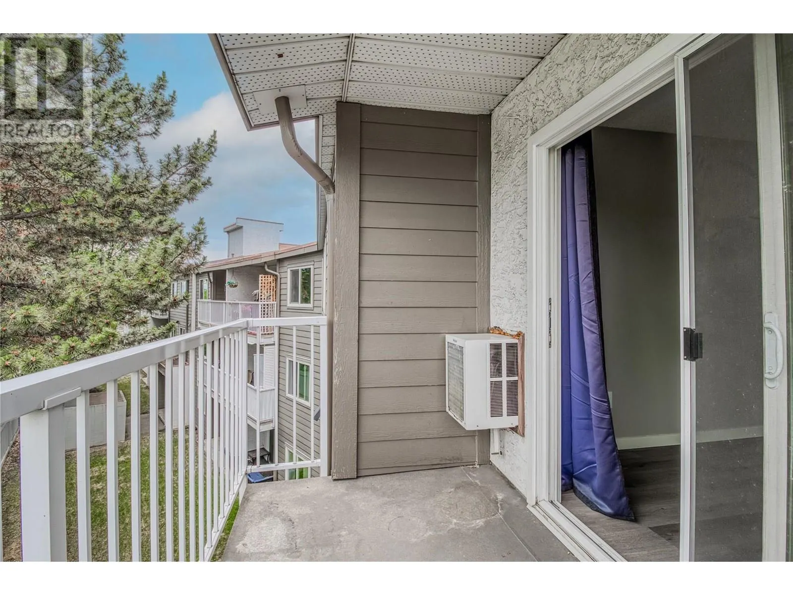 395 Franklyn Road Unit# 305