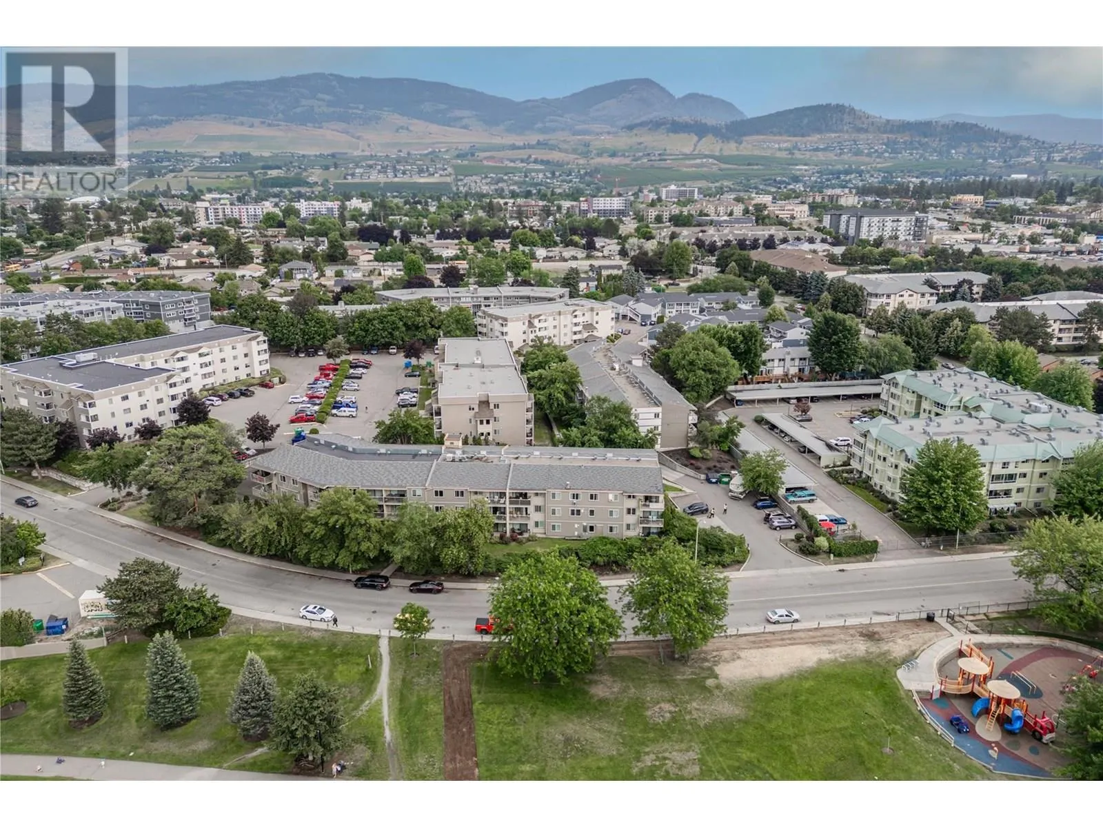 395 Franklyn Road Unit# 305