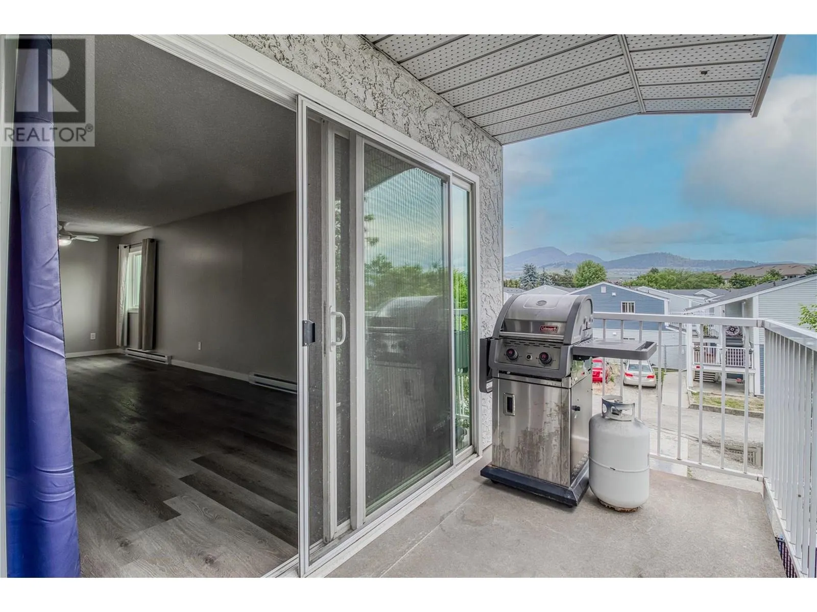 395 Franklyn Road Unit# 305
