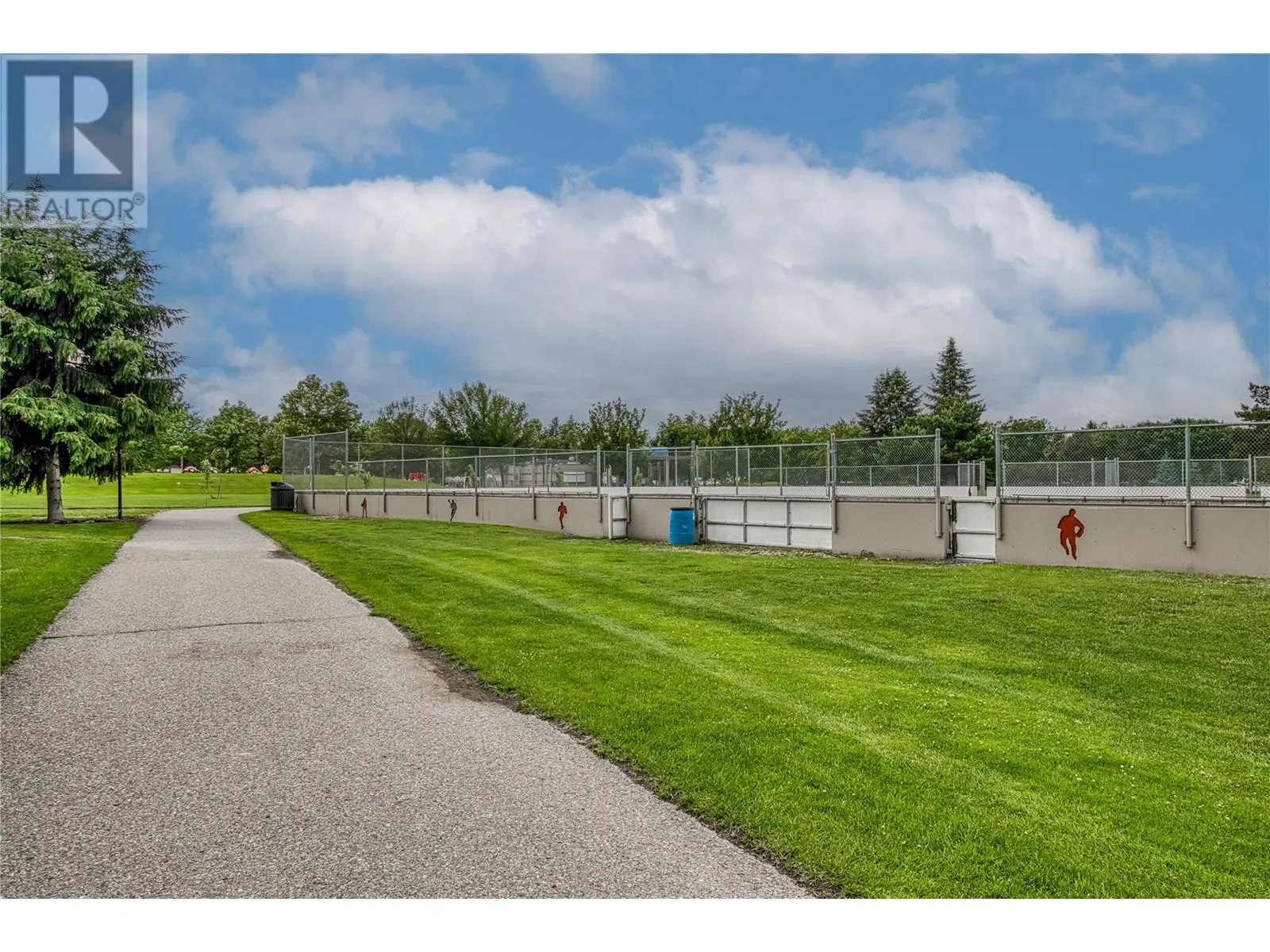 395 Franklyn Road Unit# 305