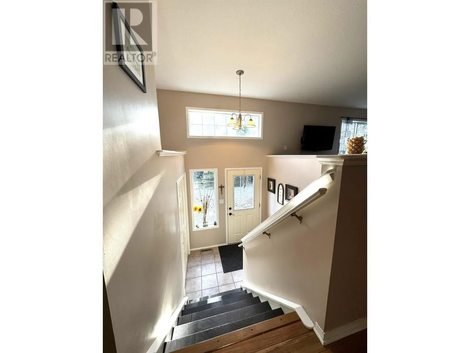 10A Wolf Crescent