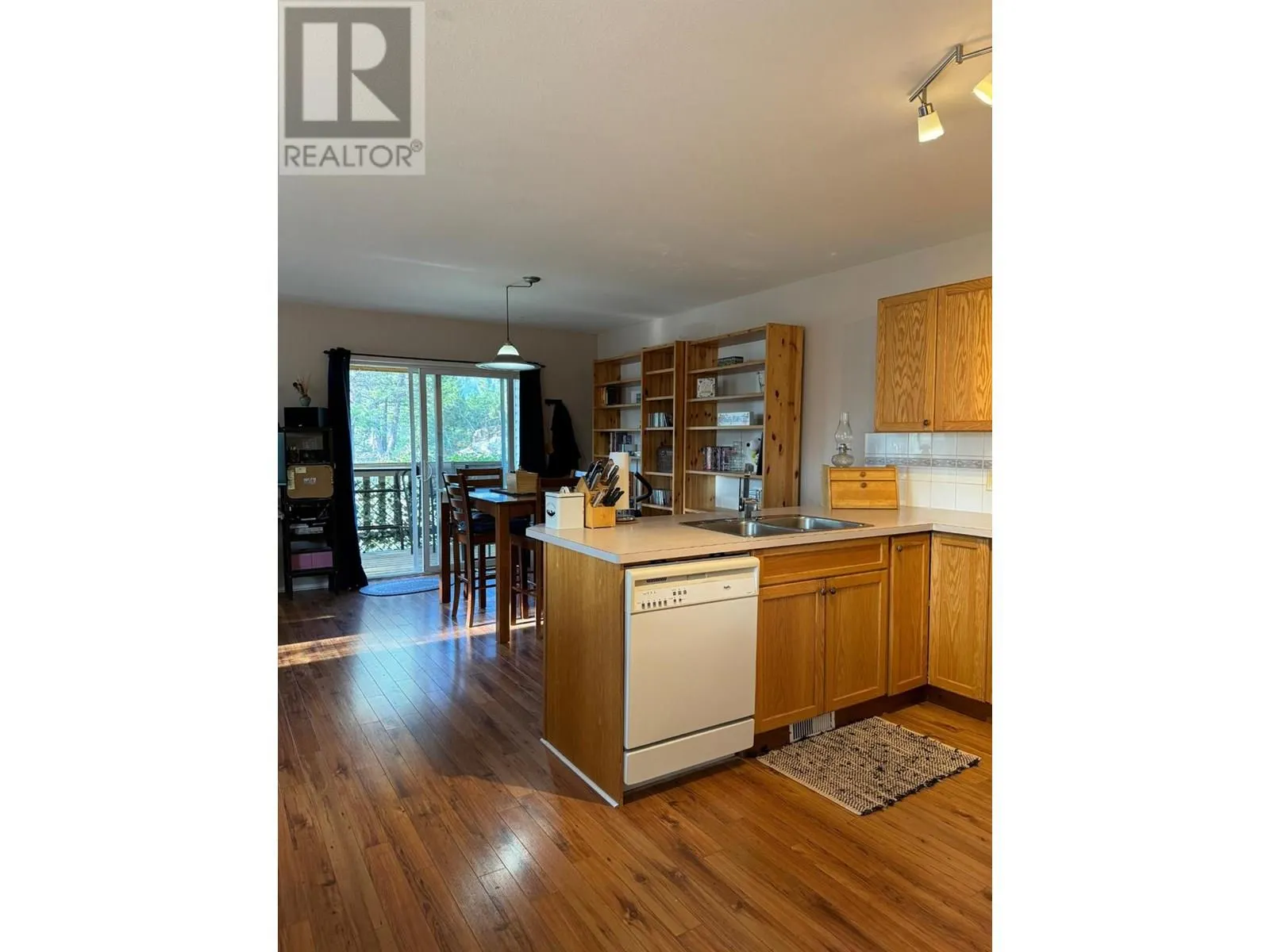 10A Wolf Crescent