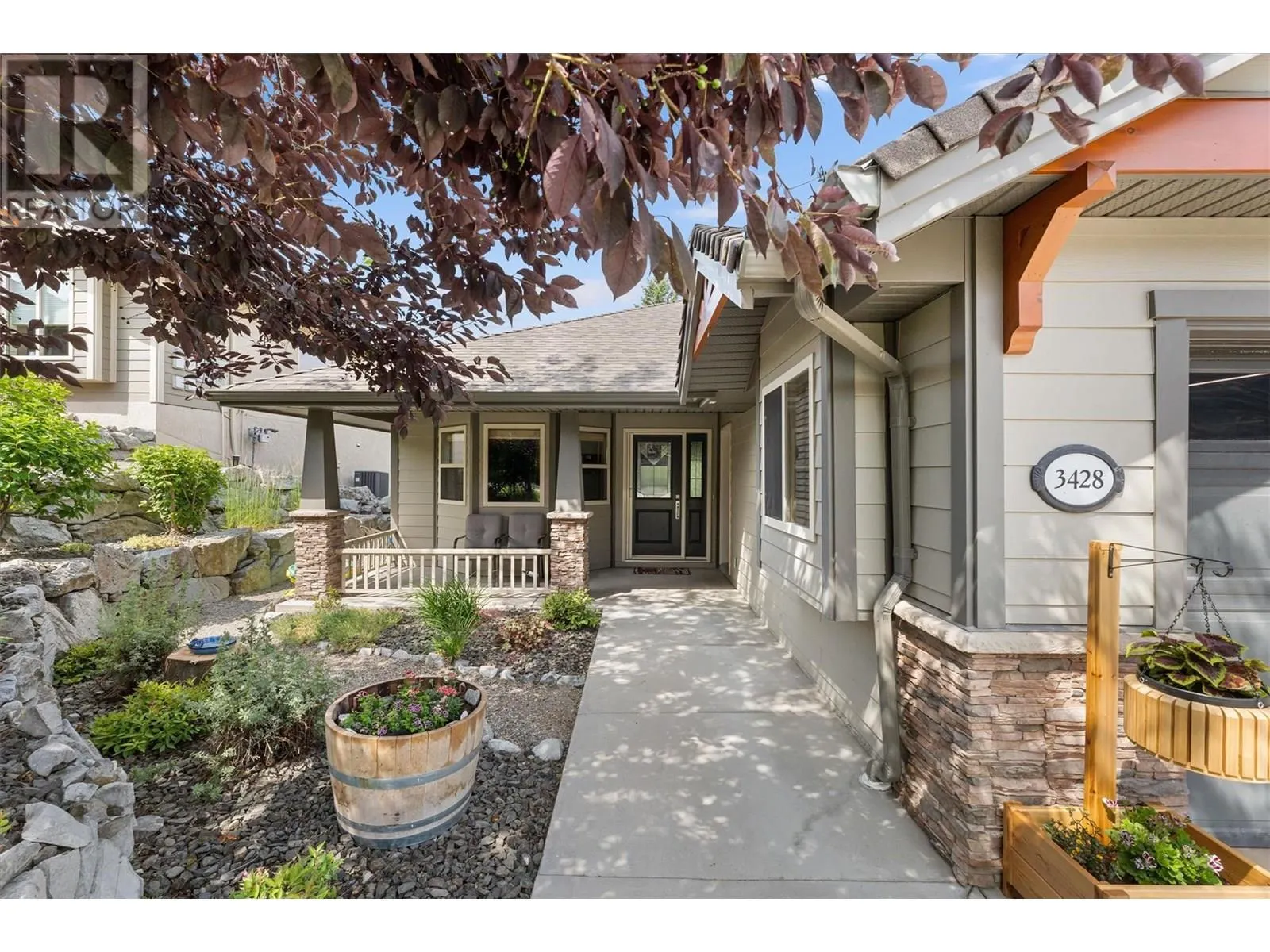3428 Camelback Drive