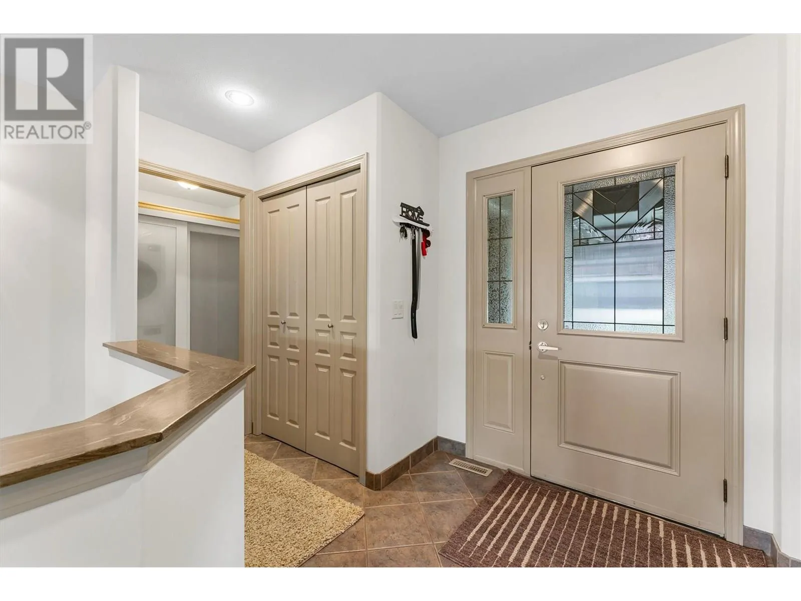 3428 Camelback Drive